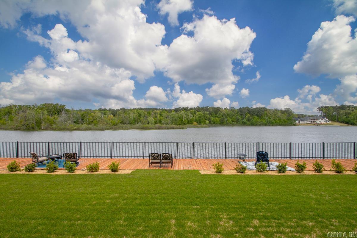7016 WESTSHORE  Benton, AR