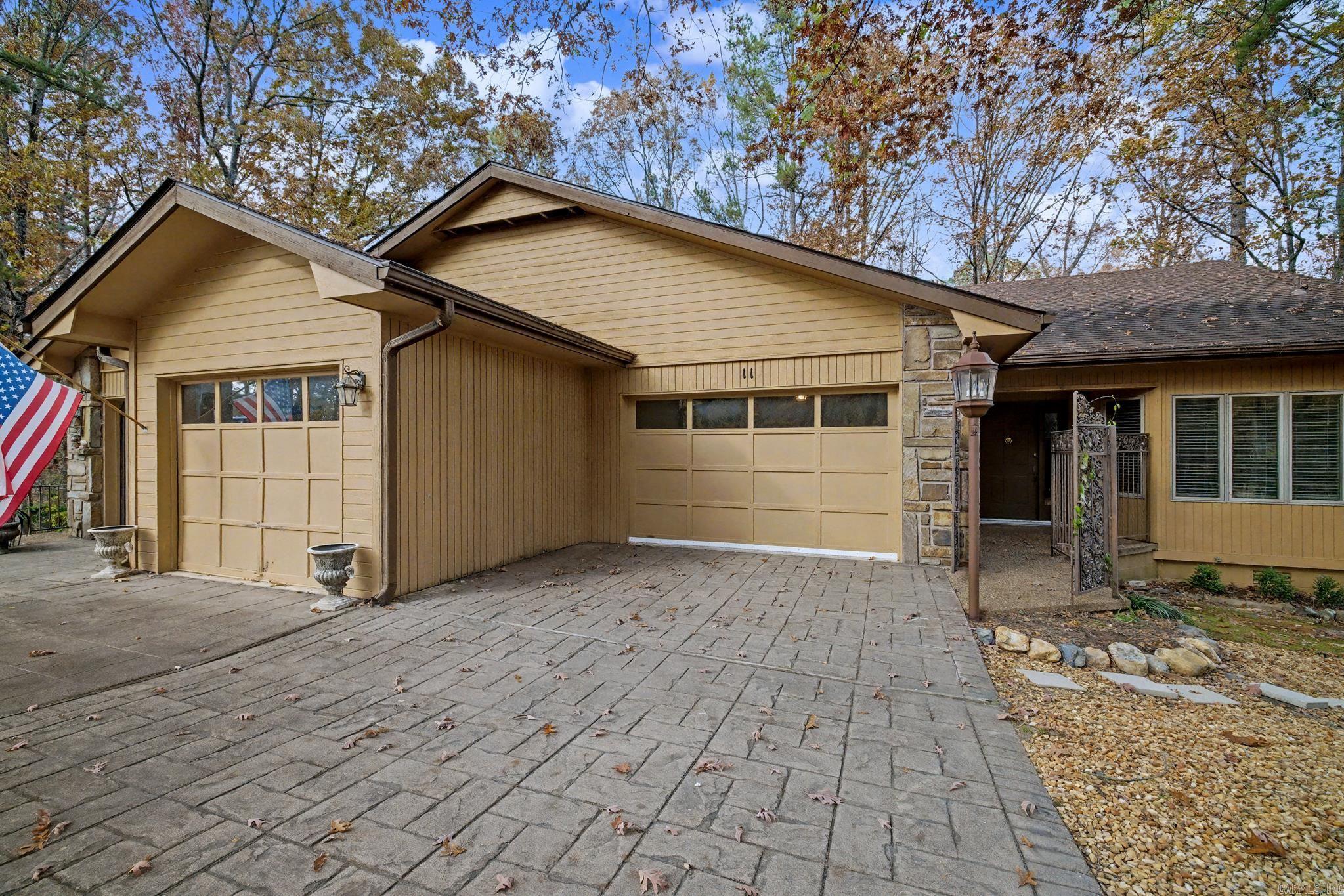 11 Emanuel  Hot Springs Village, AR