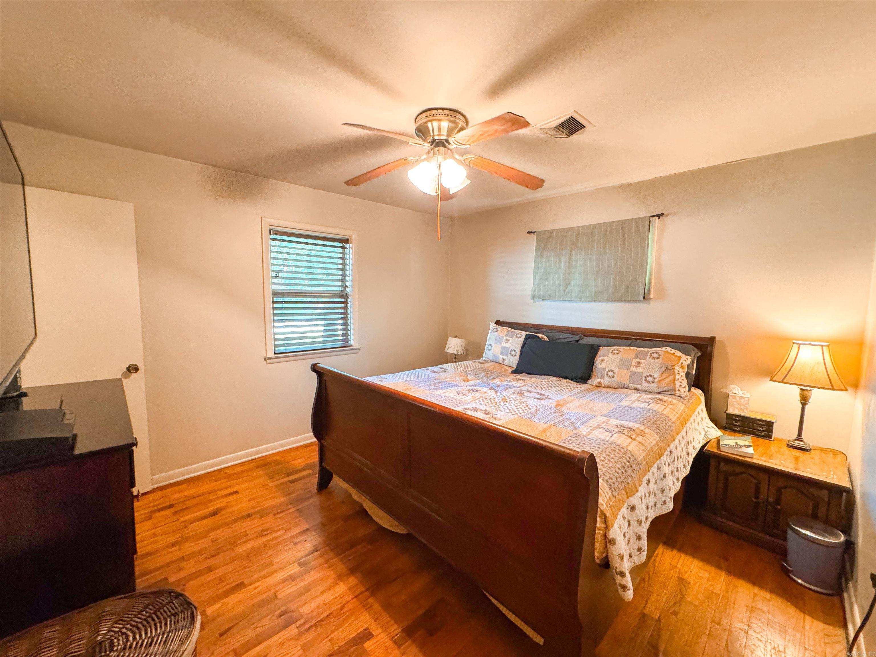 106 E Lincoln  Searcy, AR