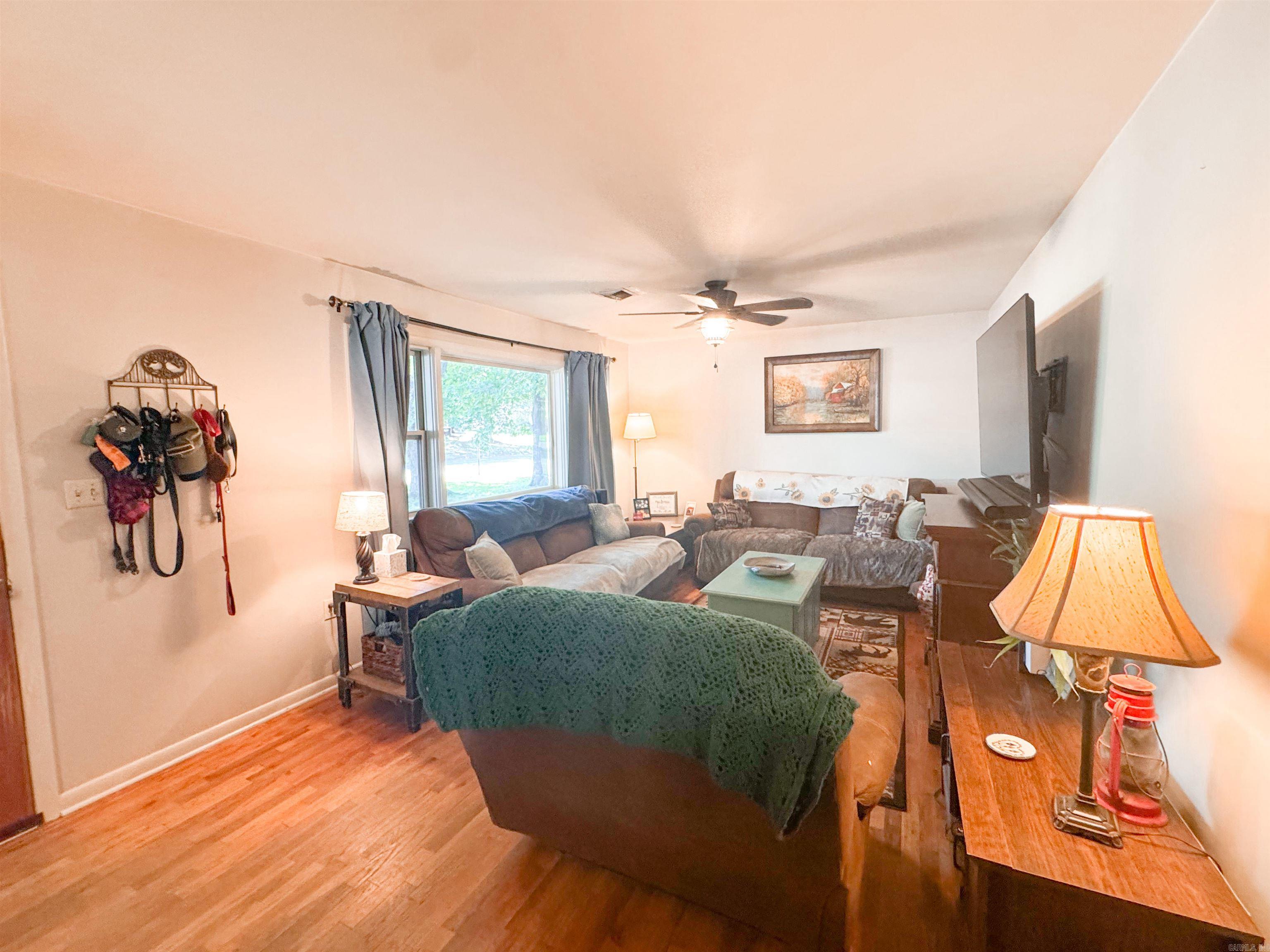 106 E Lincoln  Searcy, AR