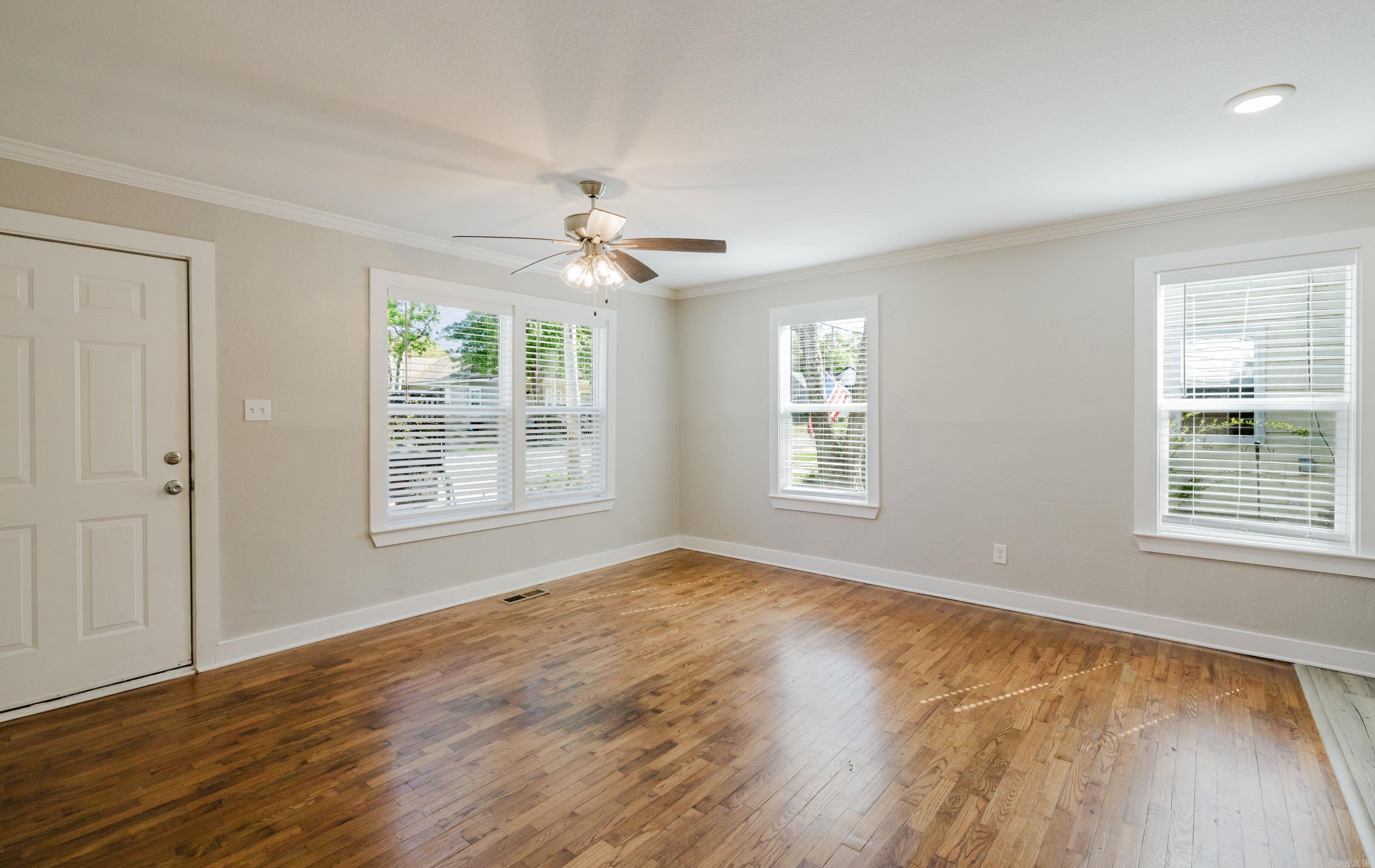 524 W Cross  Benton, AR