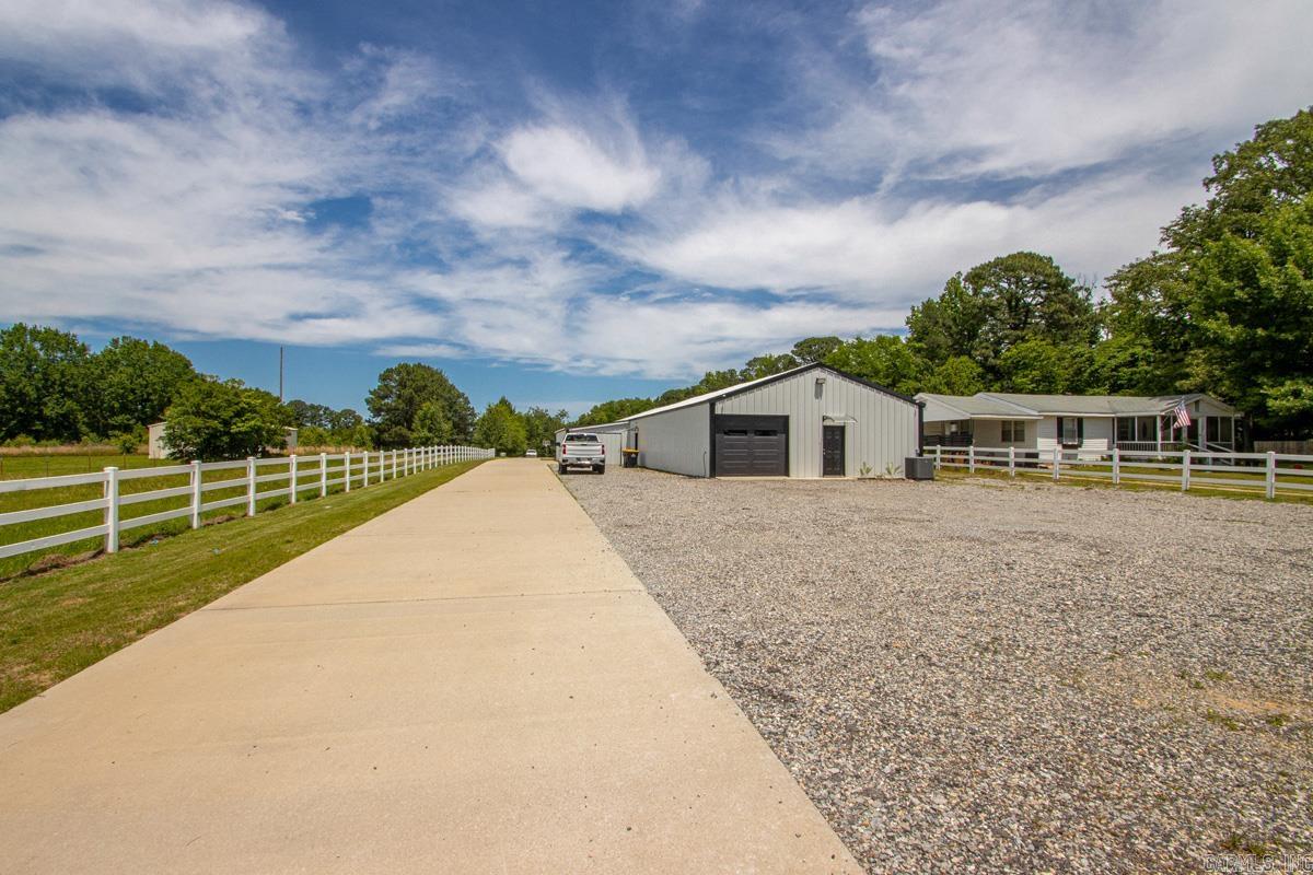 4102 Northshore Dr  Benton, AR