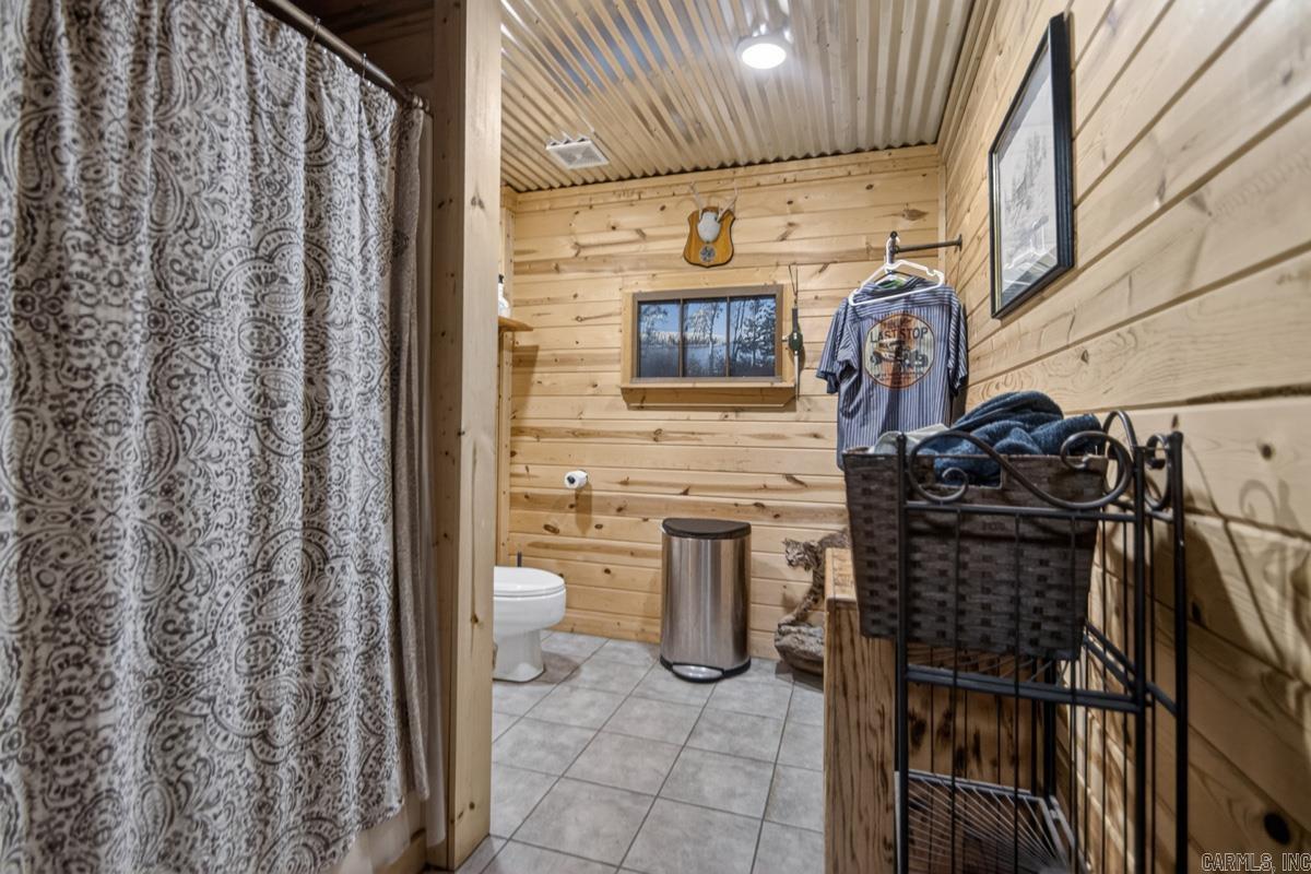 4102 Northshore Dr  Benton, AR