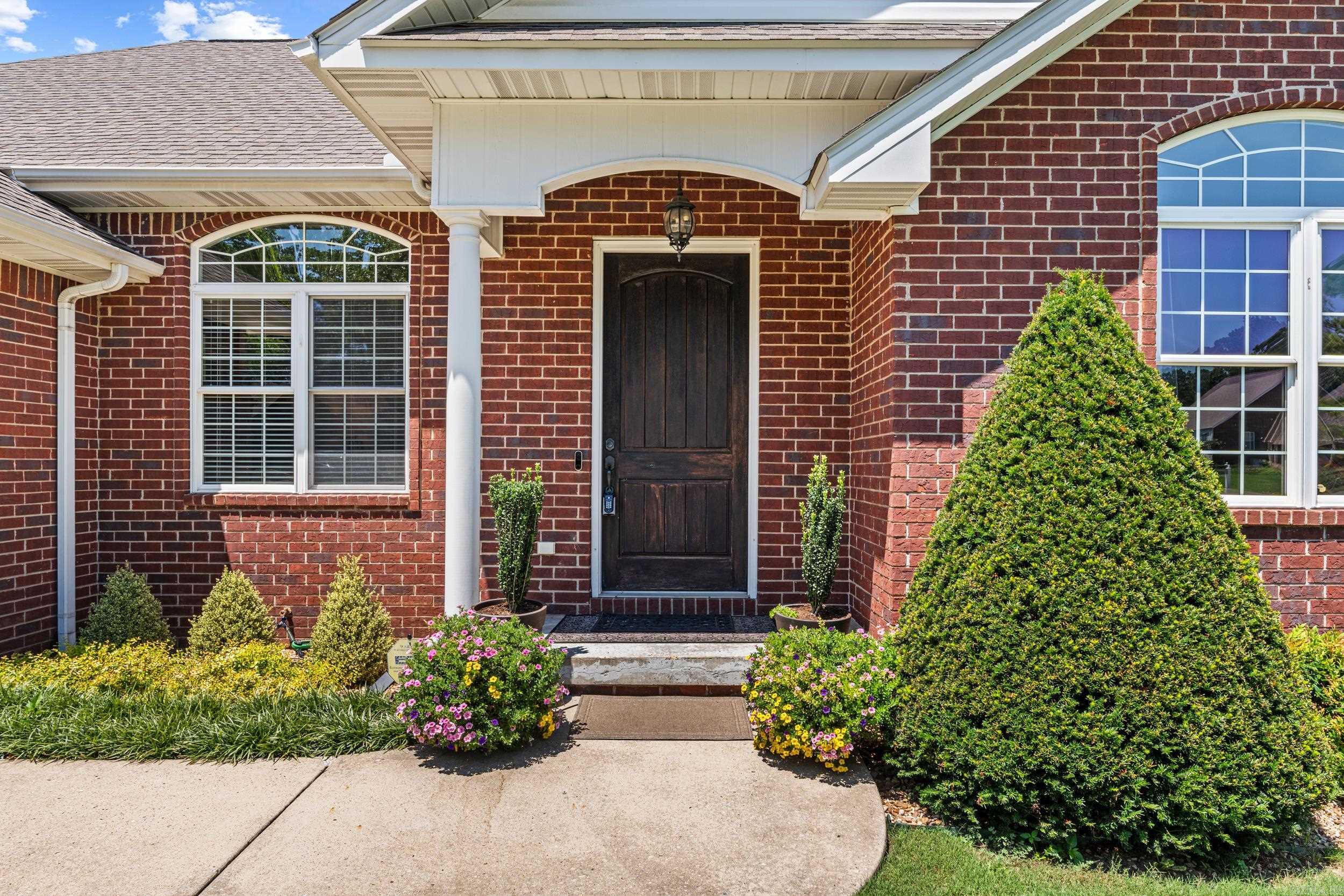 2027 Shadow Oak Drive Mountain Home, AR 72653