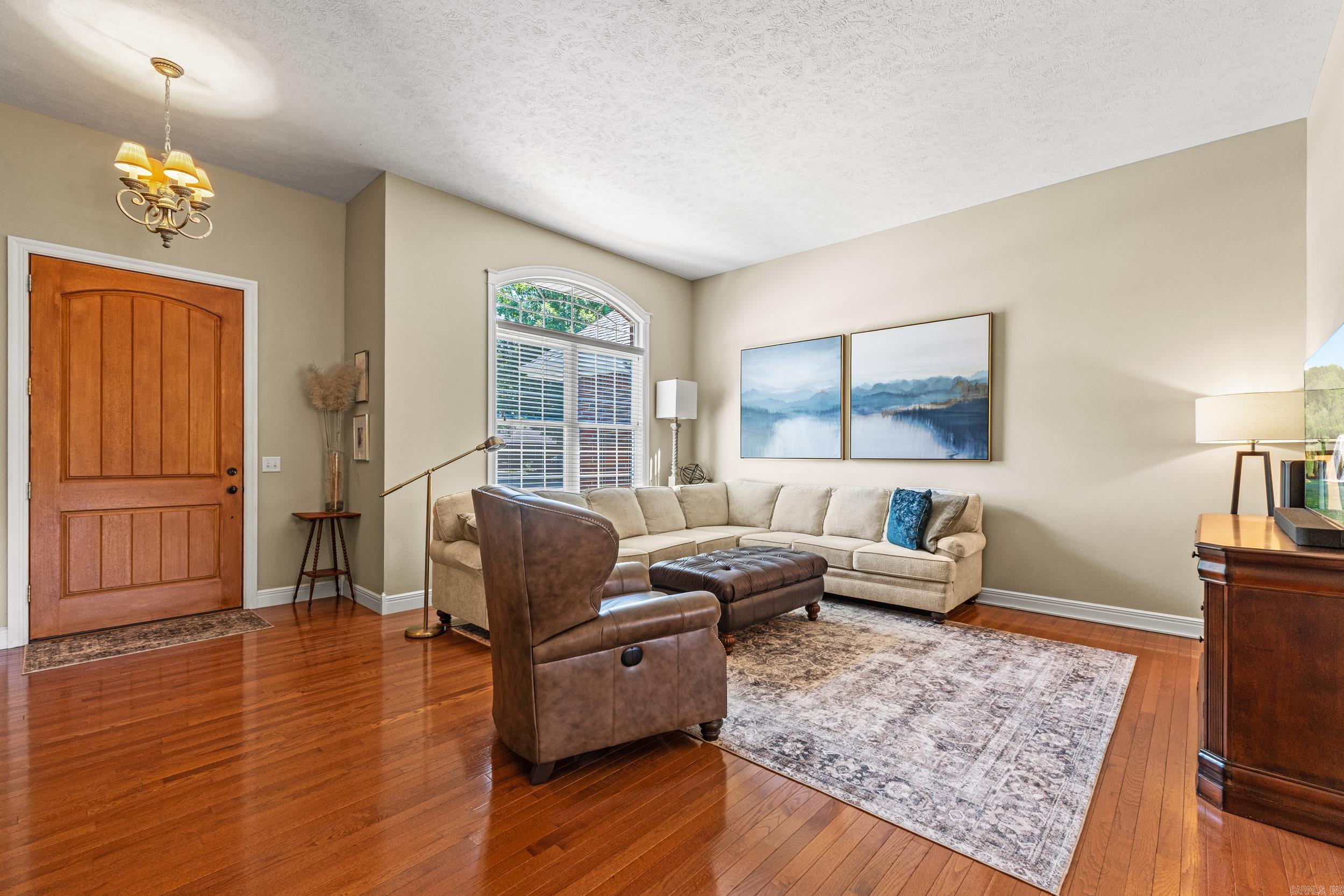 2027 Shadow Oak Drive Mountain Home, AR 72653