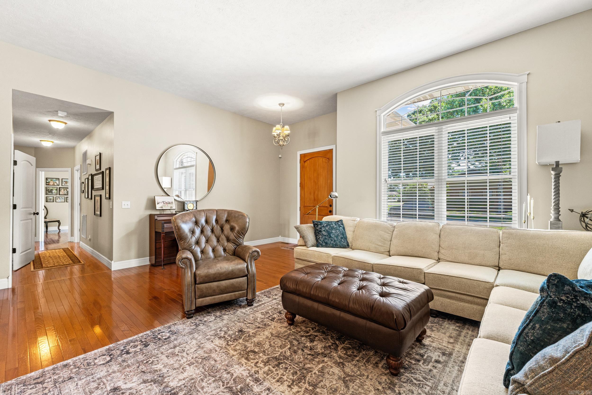 2027 Shadow Oak Drive Mountain Home, AR 72653