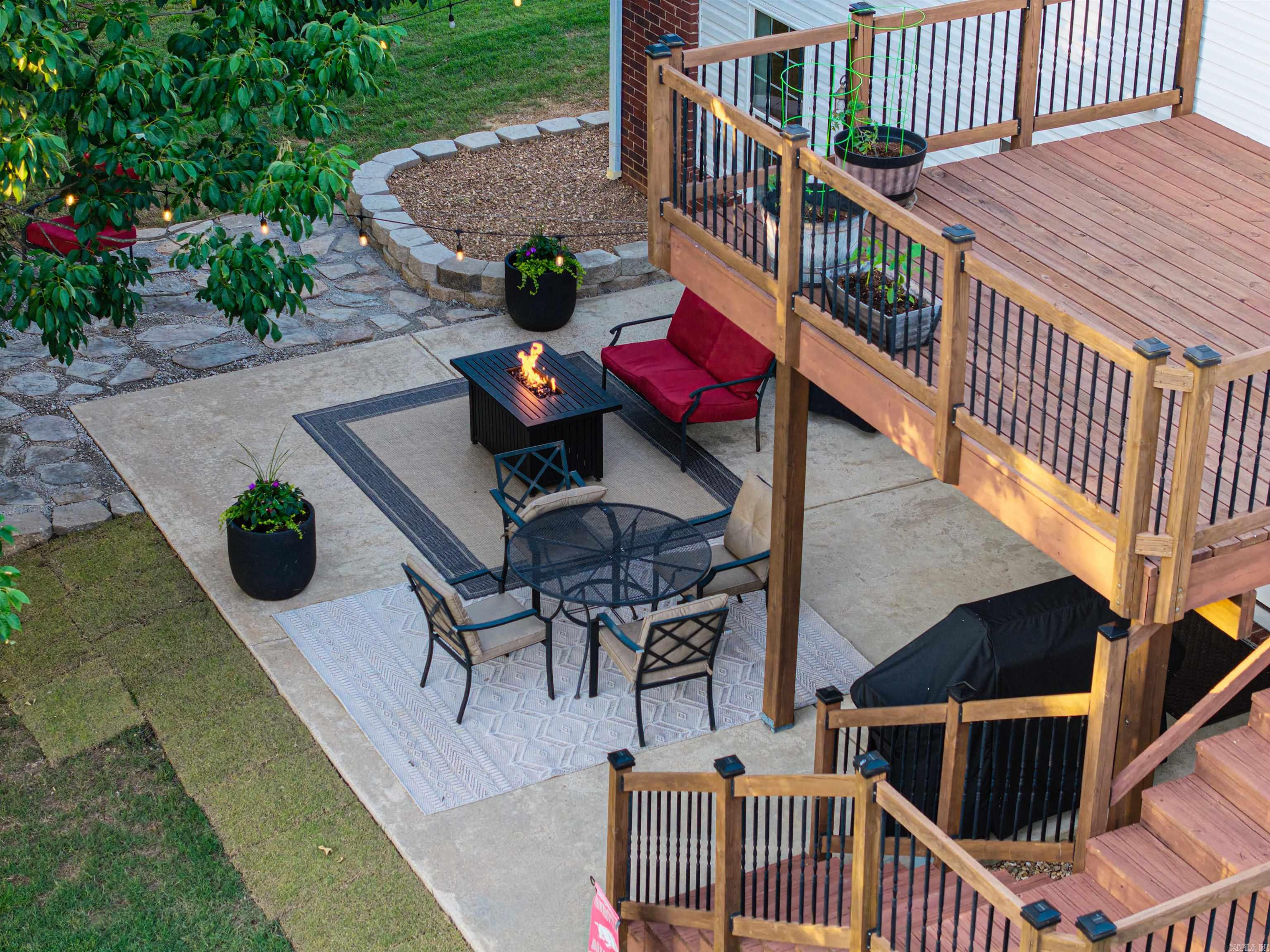 2027 Shadow Oak Drive  Mountain Home, AR