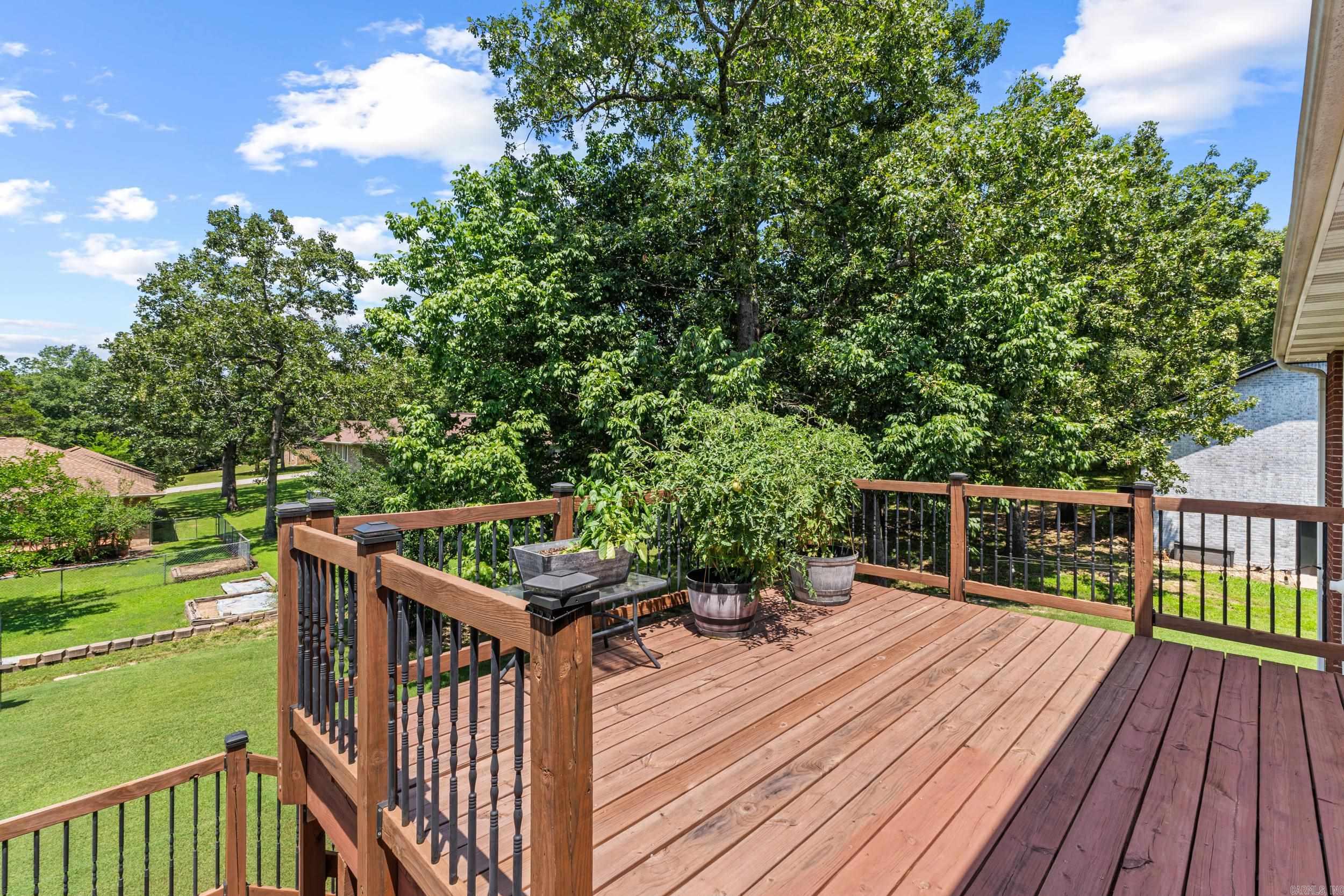 2027 Shadow Oak Drive Mountain Home, AR 72653
