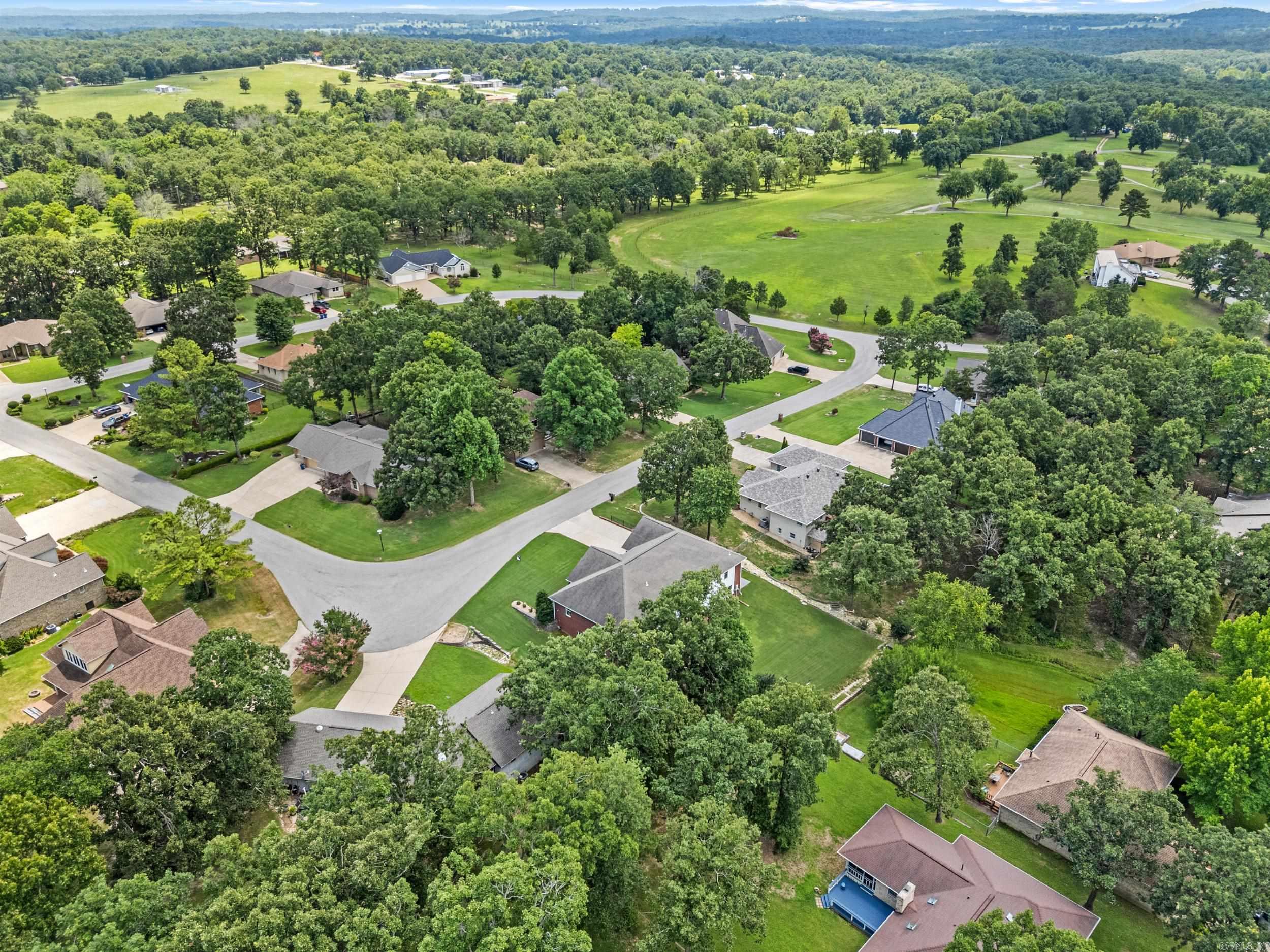 2027 Shadow Oak Drive Mountain Home, AR 72653