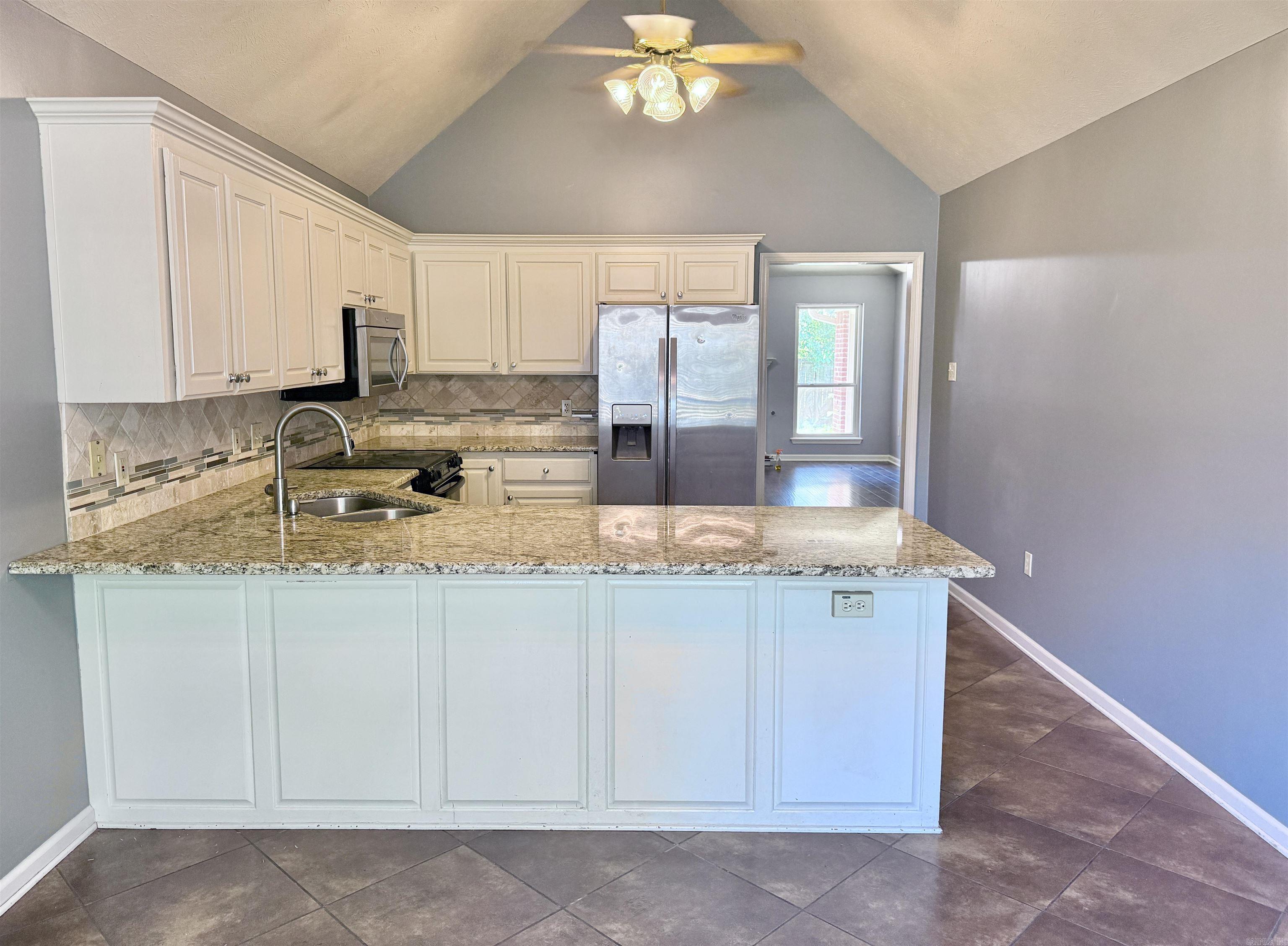 1825 Drury  Conway, AR