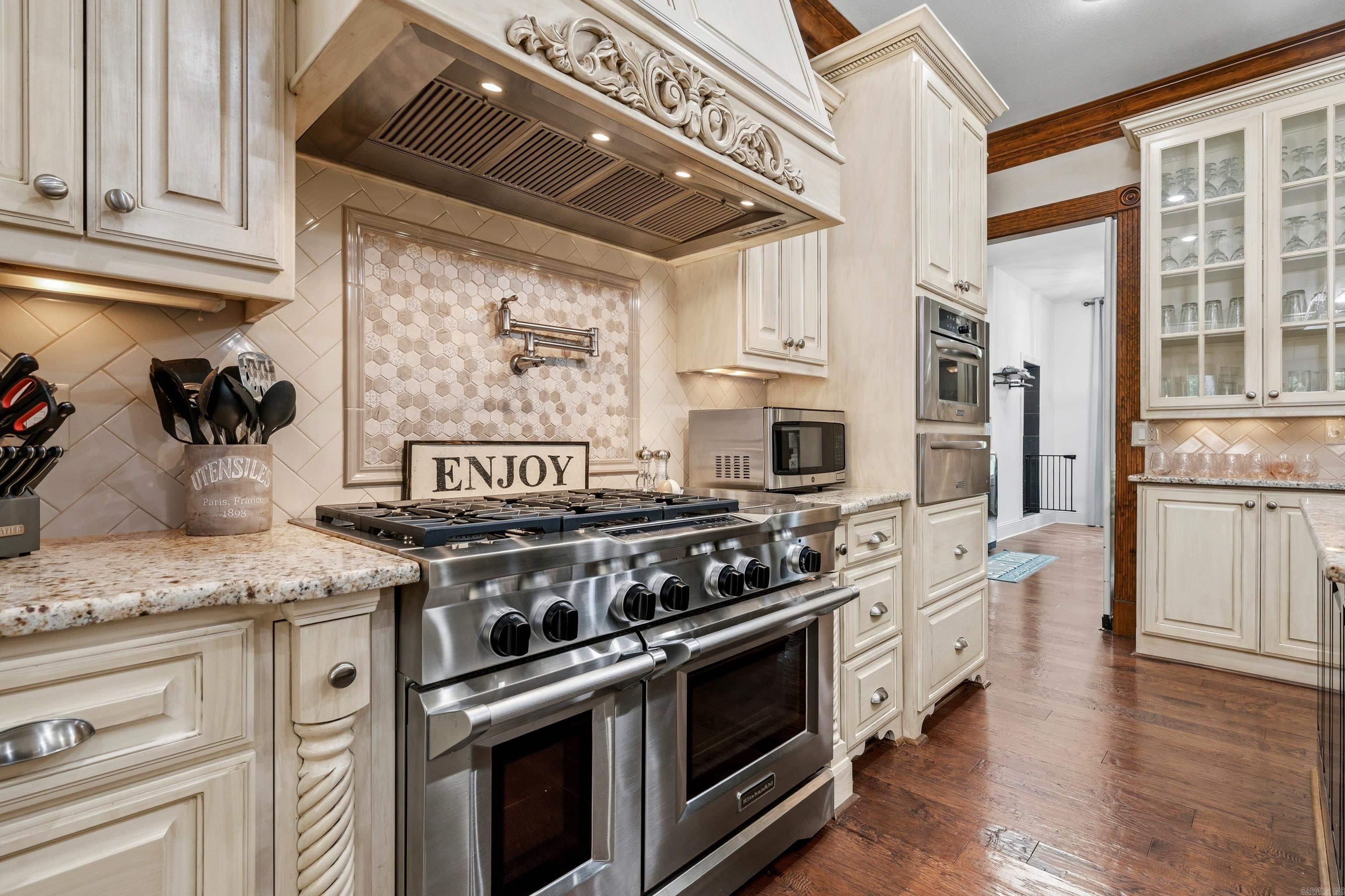 820 Brookhill Ranch  Hot Springs, AR