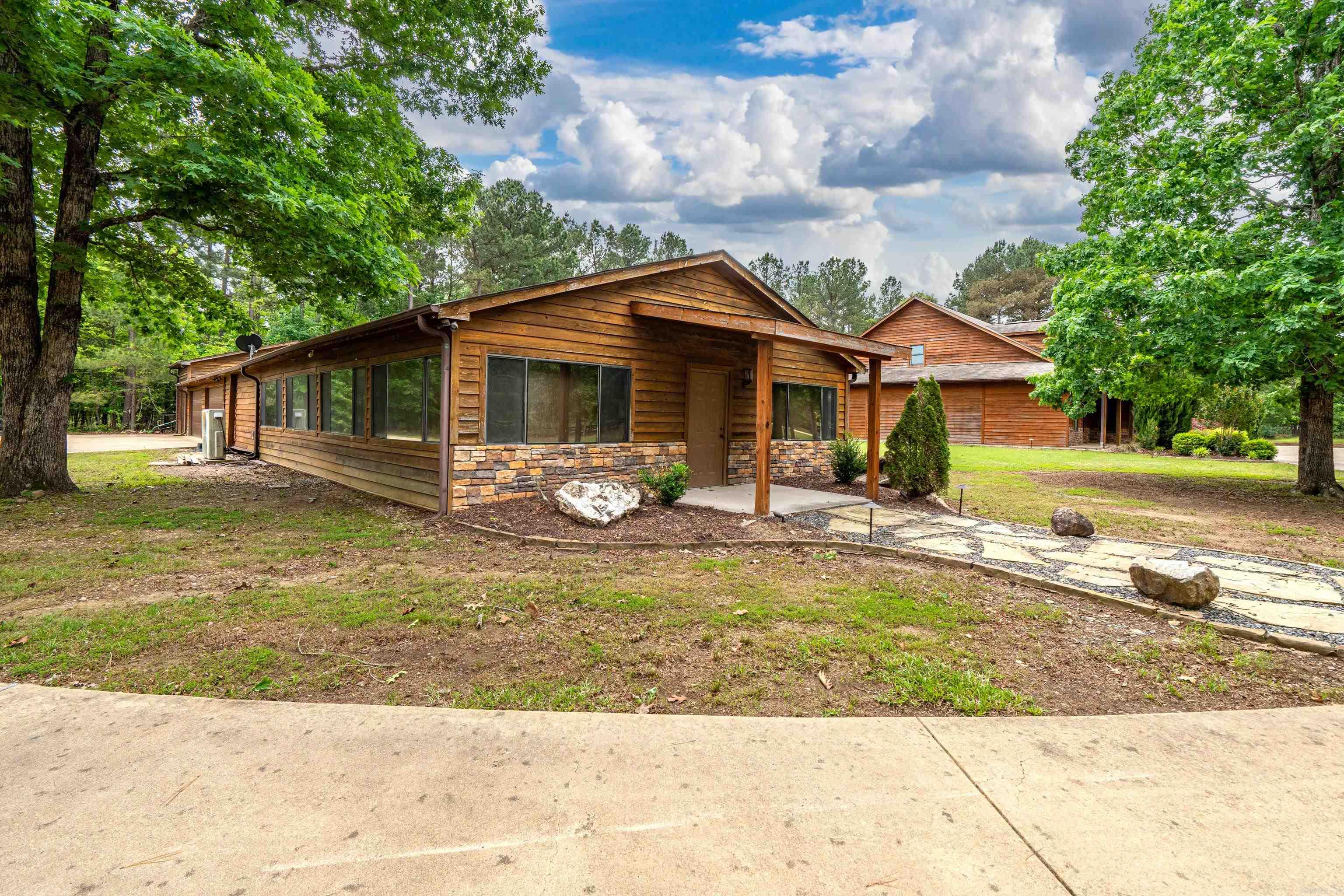 820 Brookhill Ranch  Hot Springs, AR