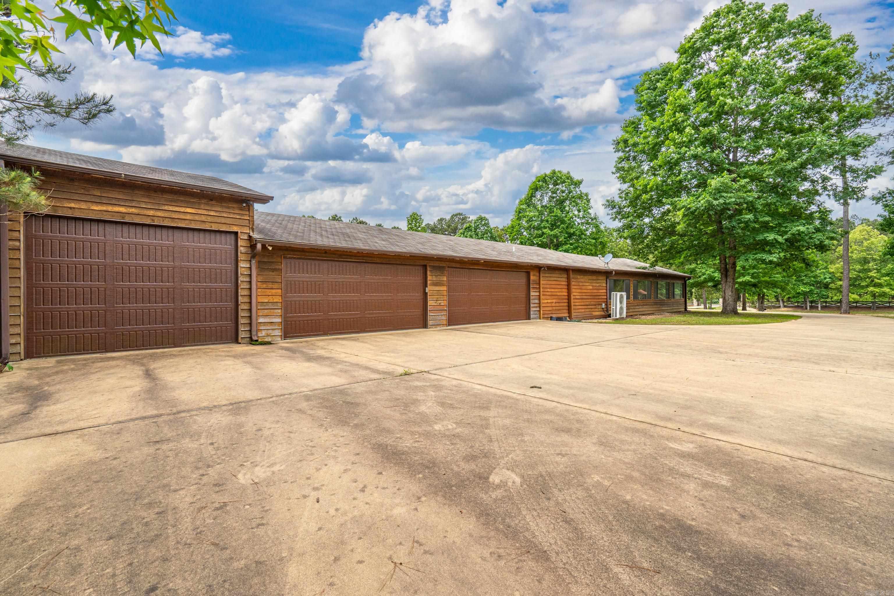 820 Brookhill Ranch  Hot Springs, AR