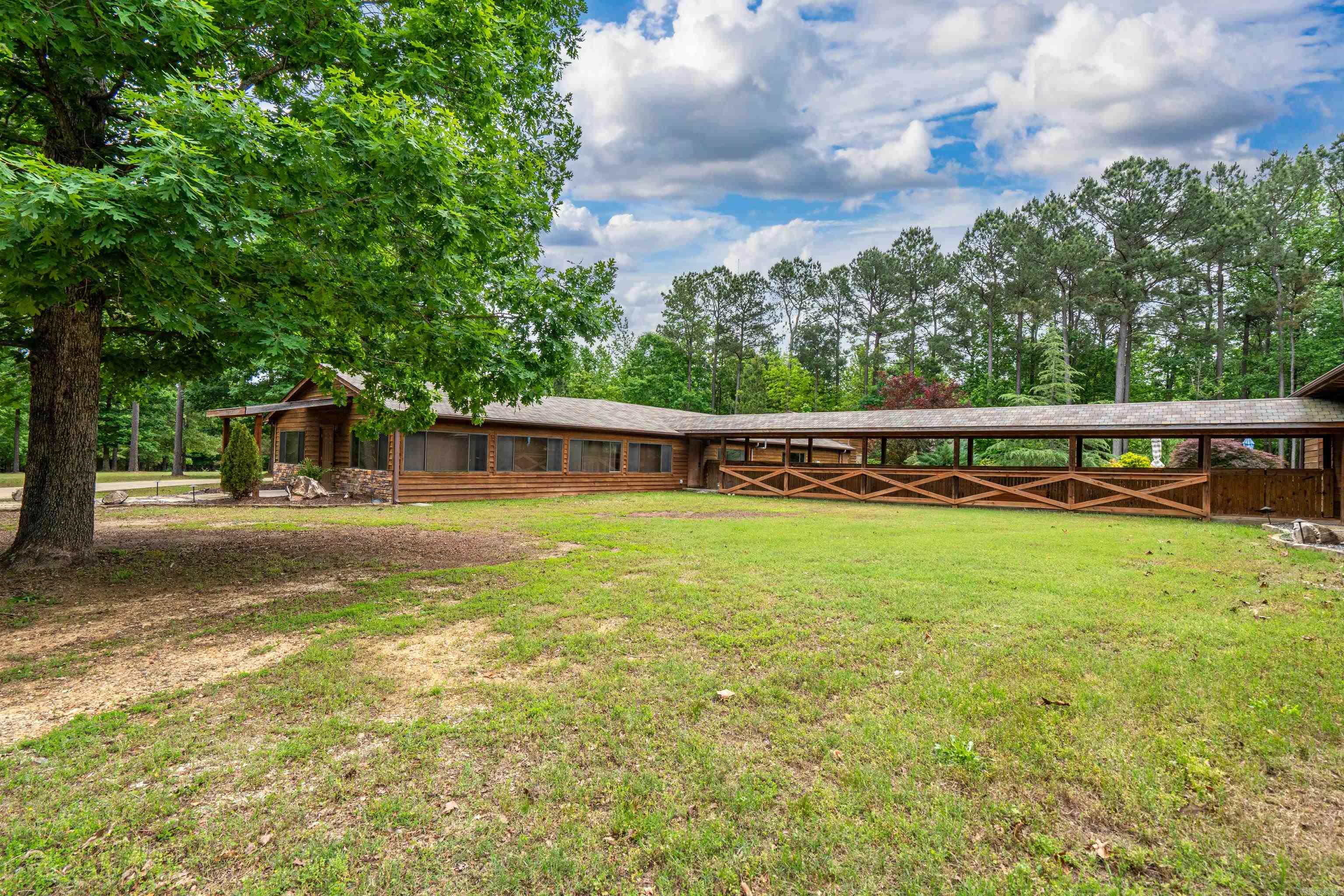 820 Brookhill Ranch  Hot Springs, AR
