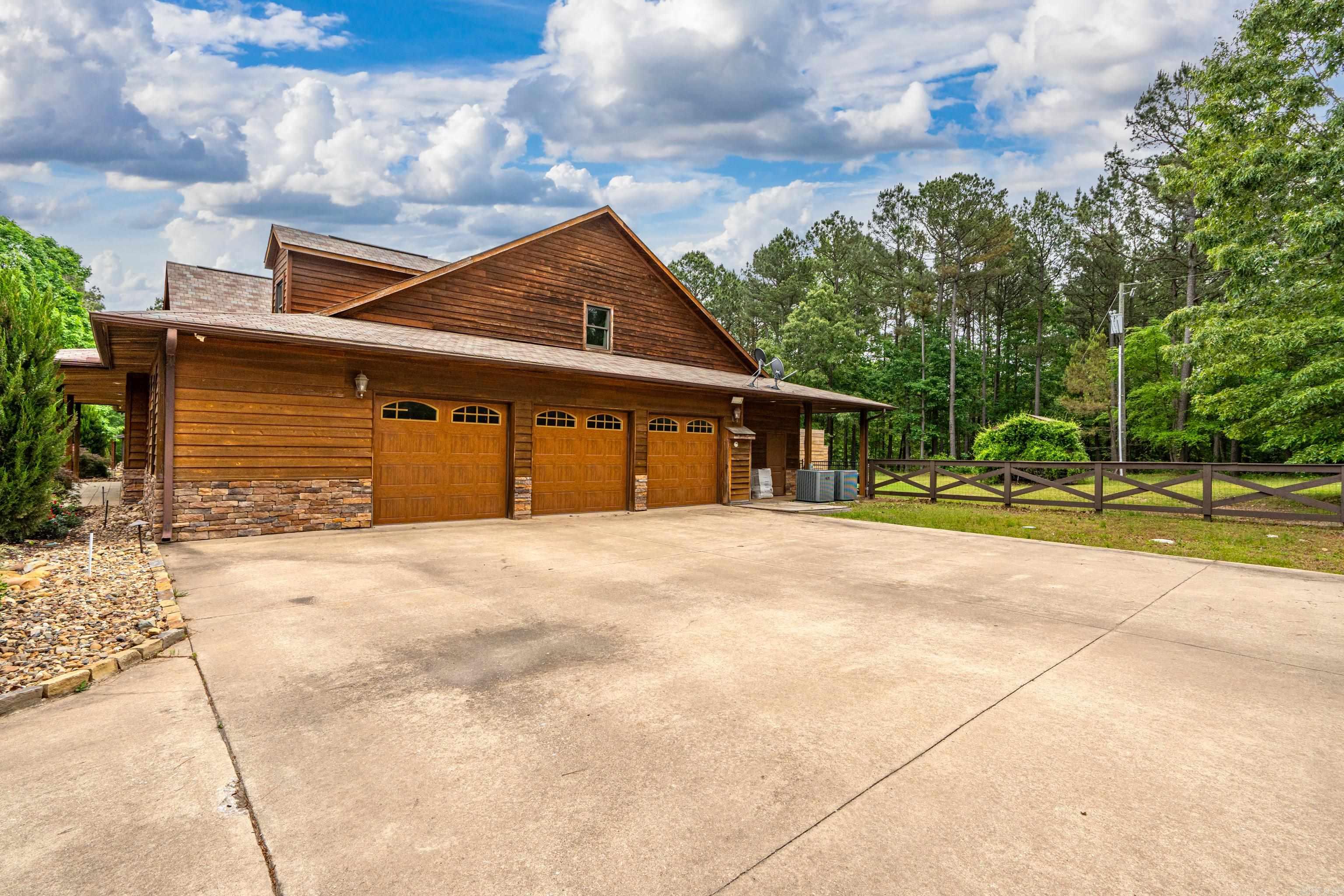 820 Brookhill Ranch  Hot Springs, AR