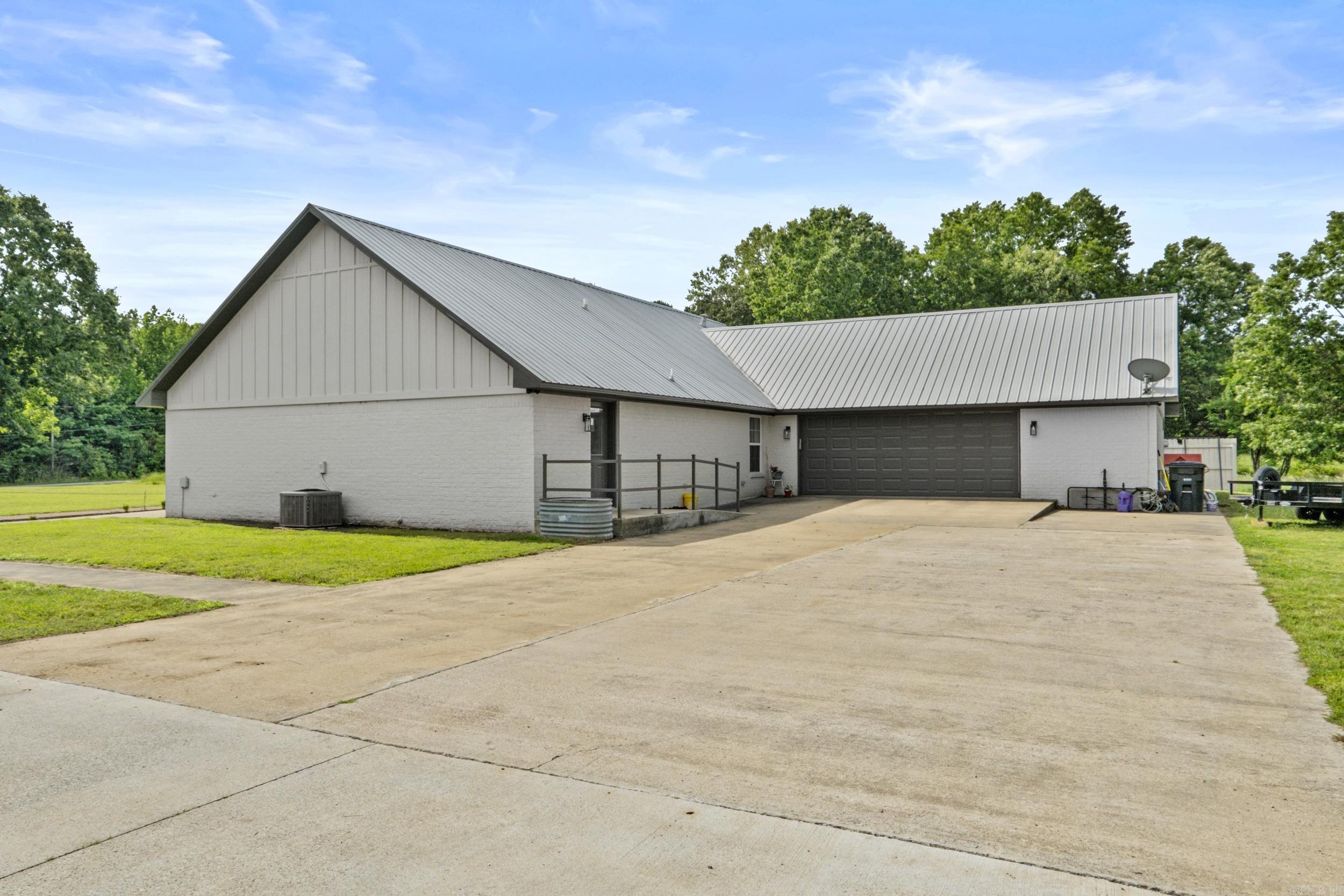 405 Bald Knob Lake  Bald Knob, AR