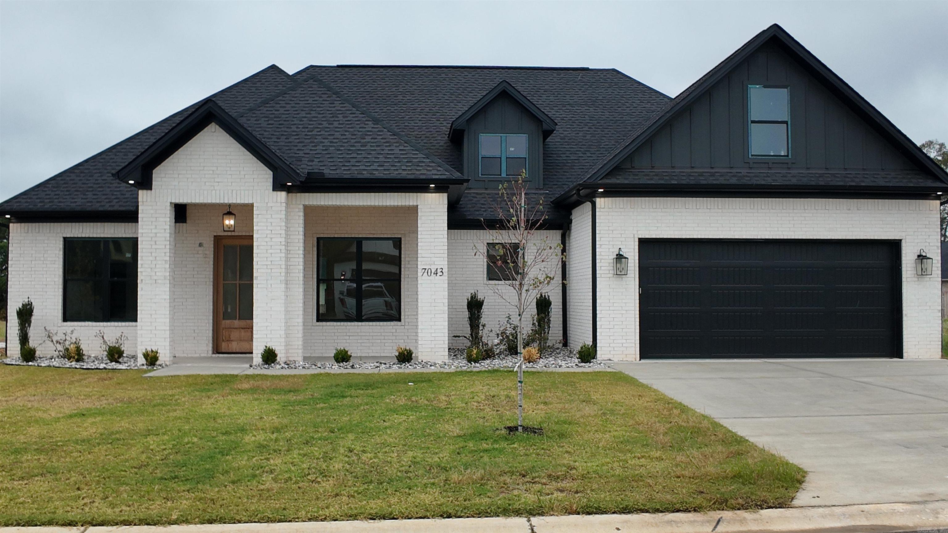 7043 Star Dust Lane — exterior