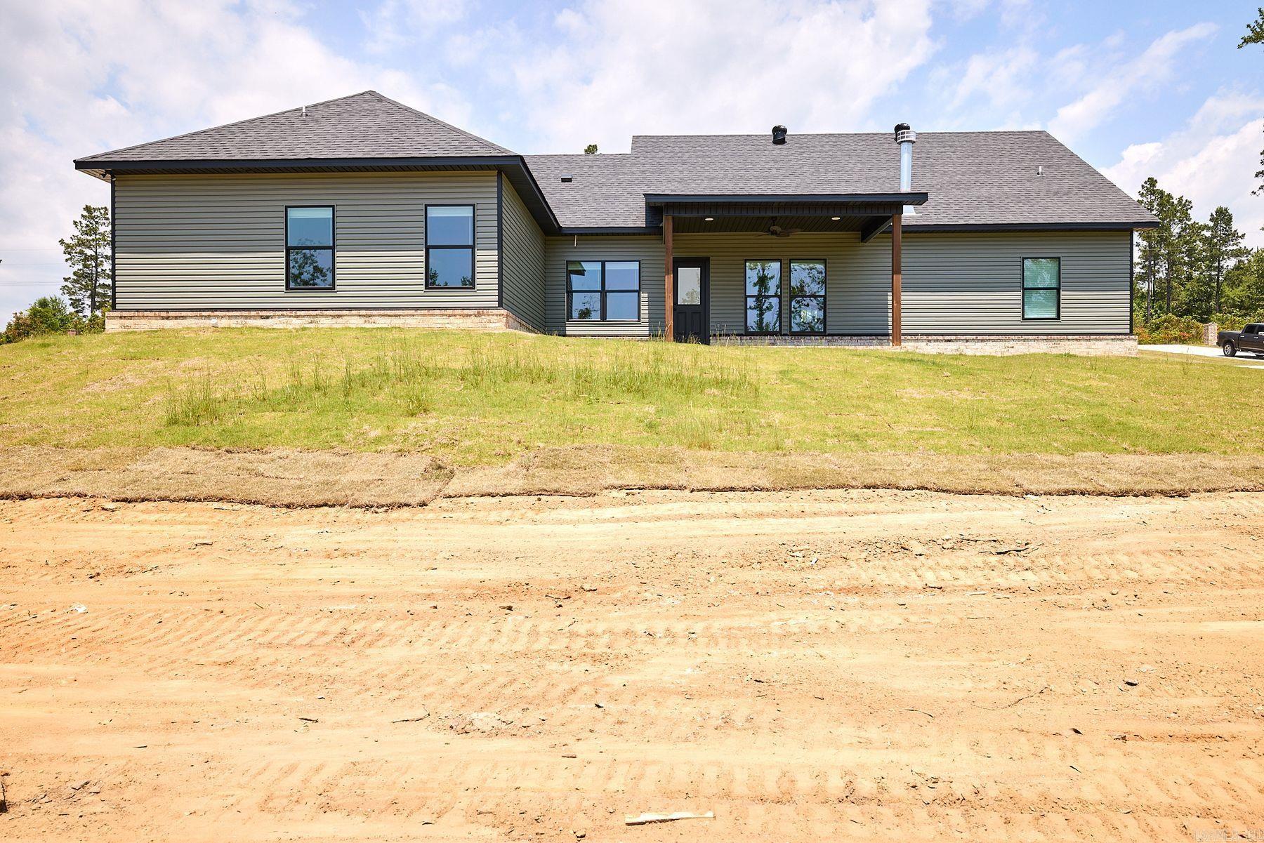 10581 W Miller Sardis Road  Bauxite, AR