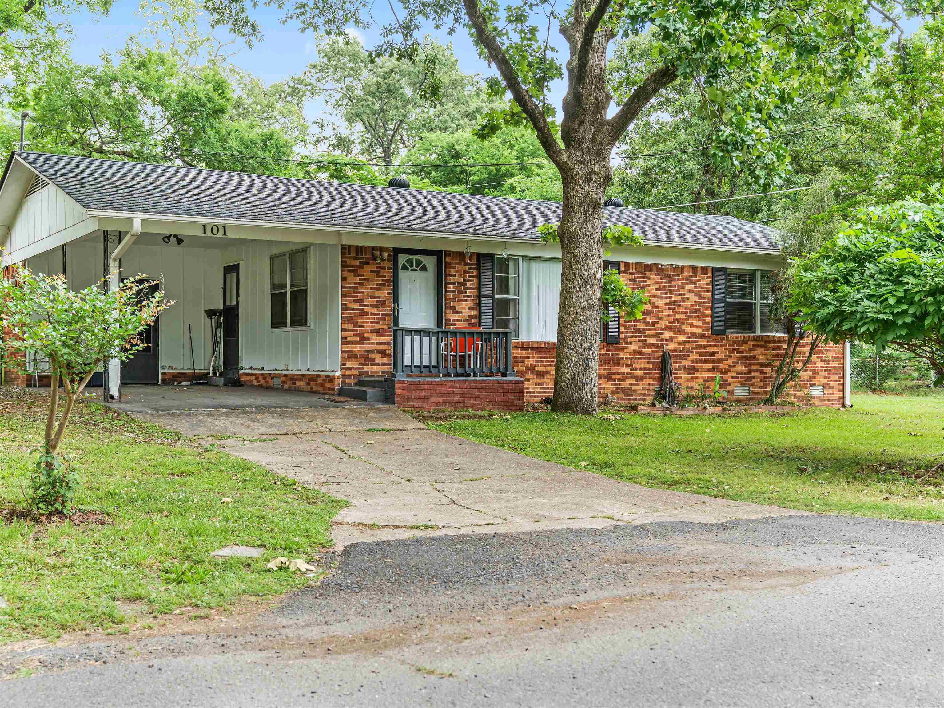 101 Puttman  Hot Springs, AR
