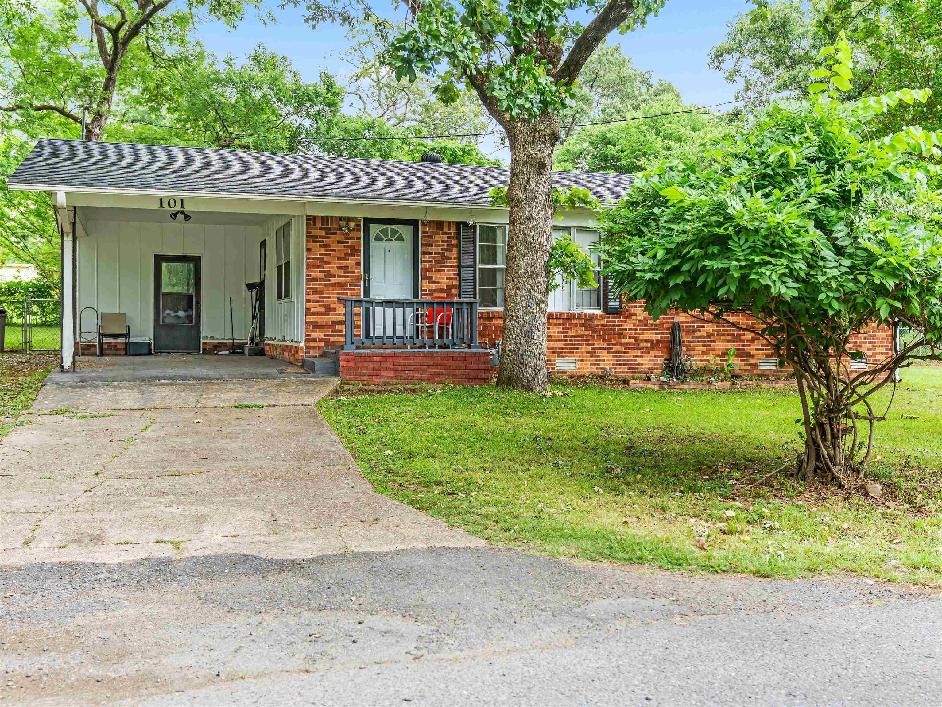101 Puttman  Hot Springs, AR
