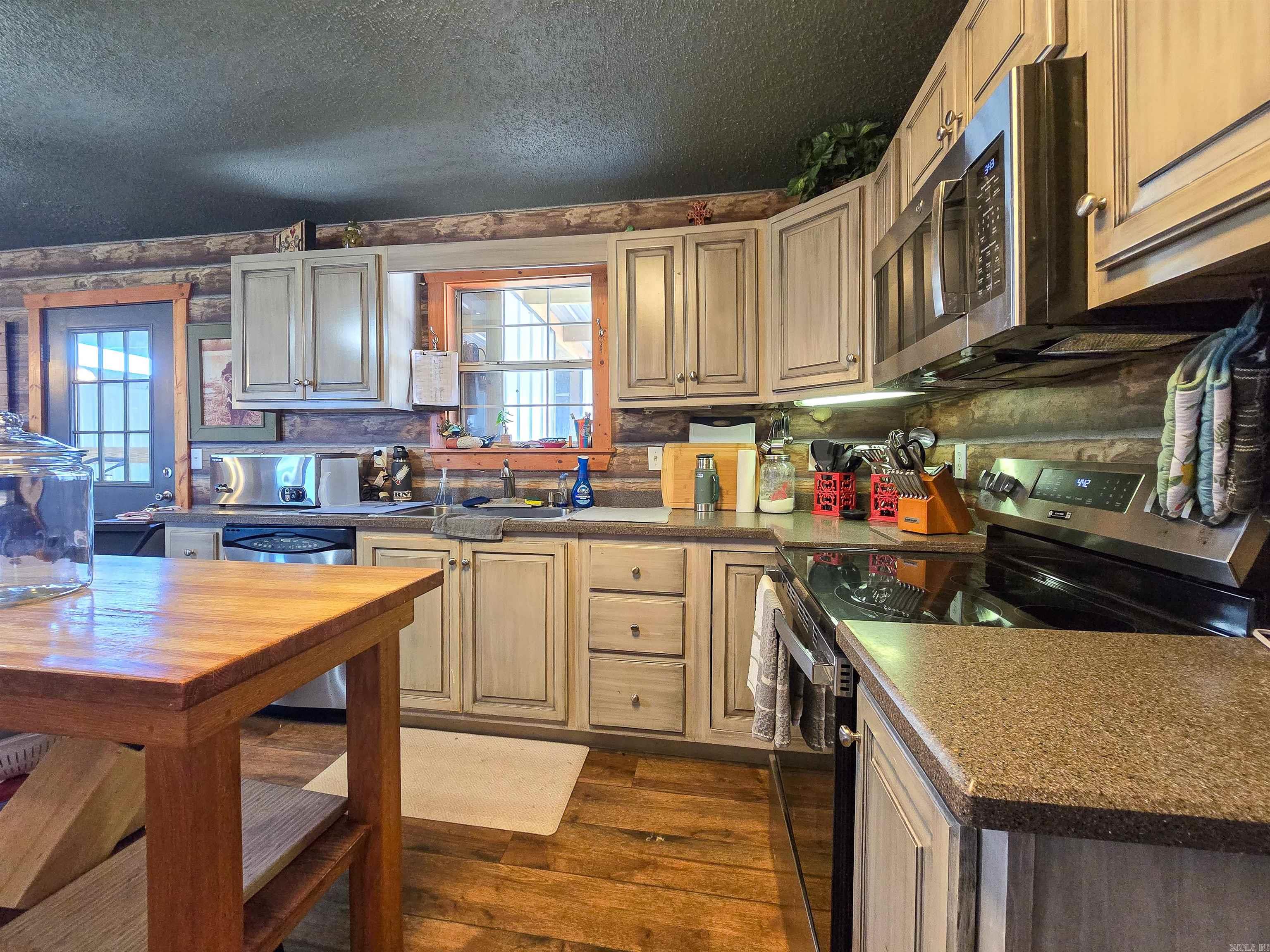 2645 County Road 204  Jonesboro, AR