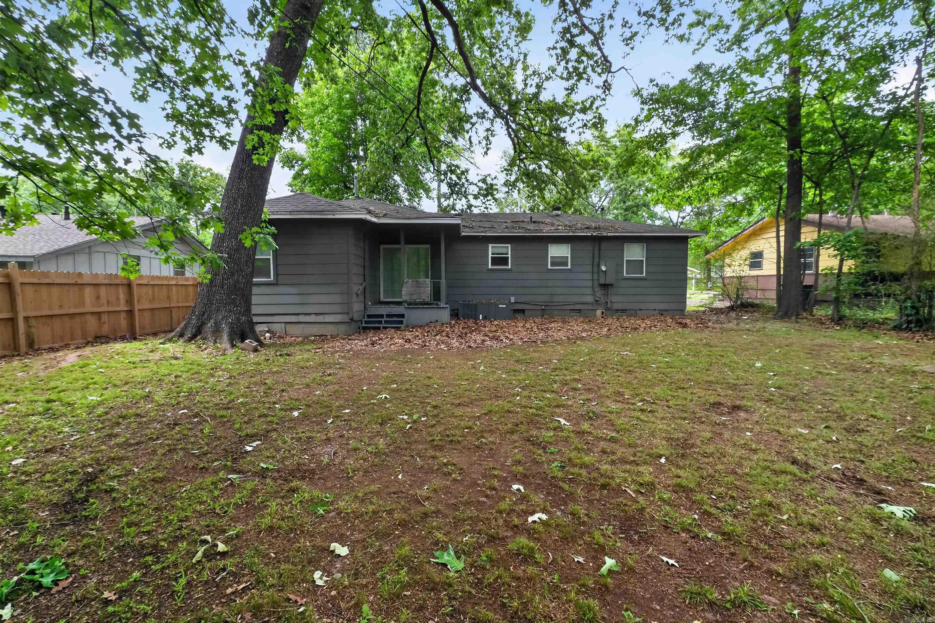 7719 Bradley  Little Rock, AR