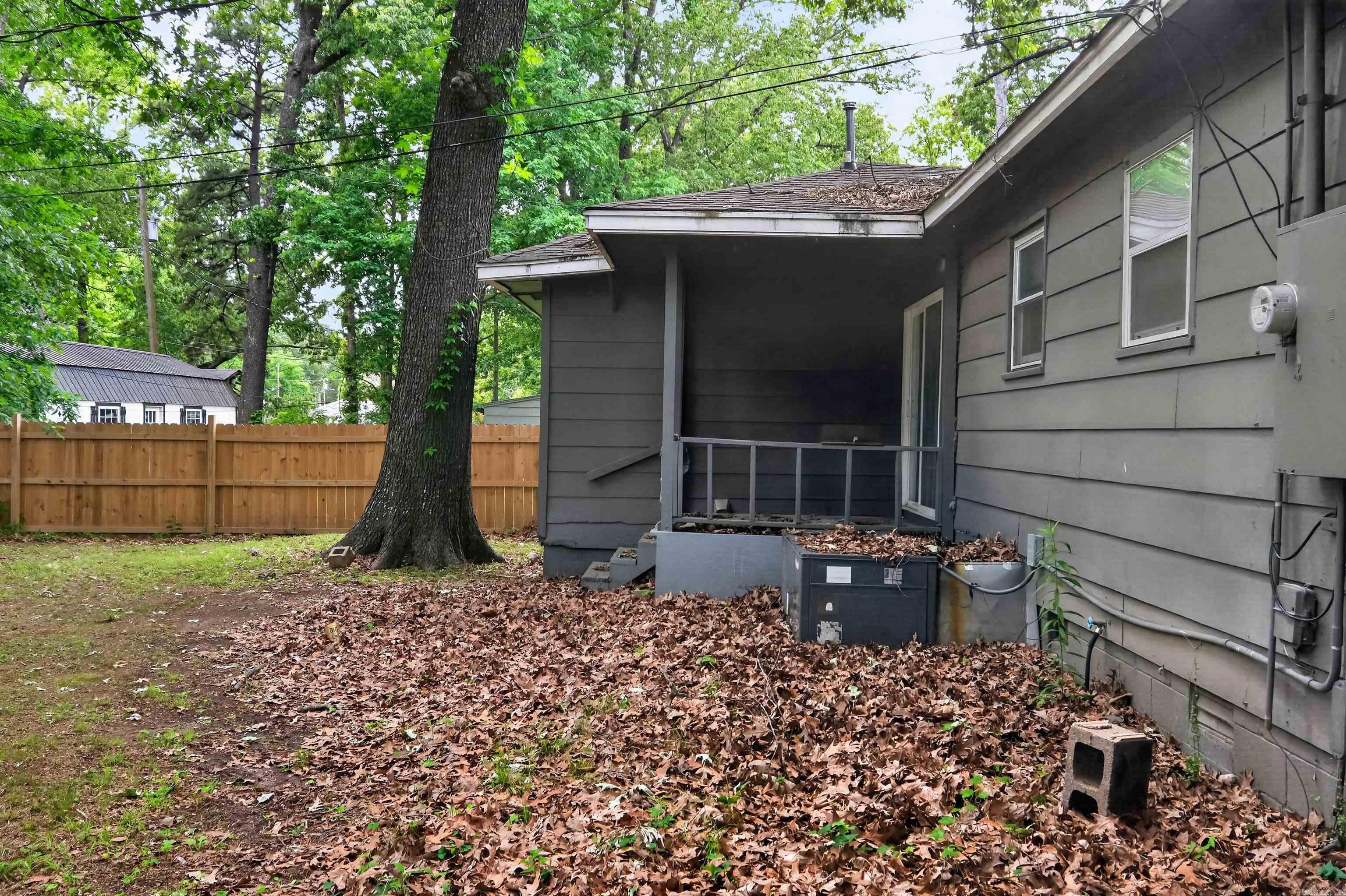 7719 Bradley  Little Rock, AR