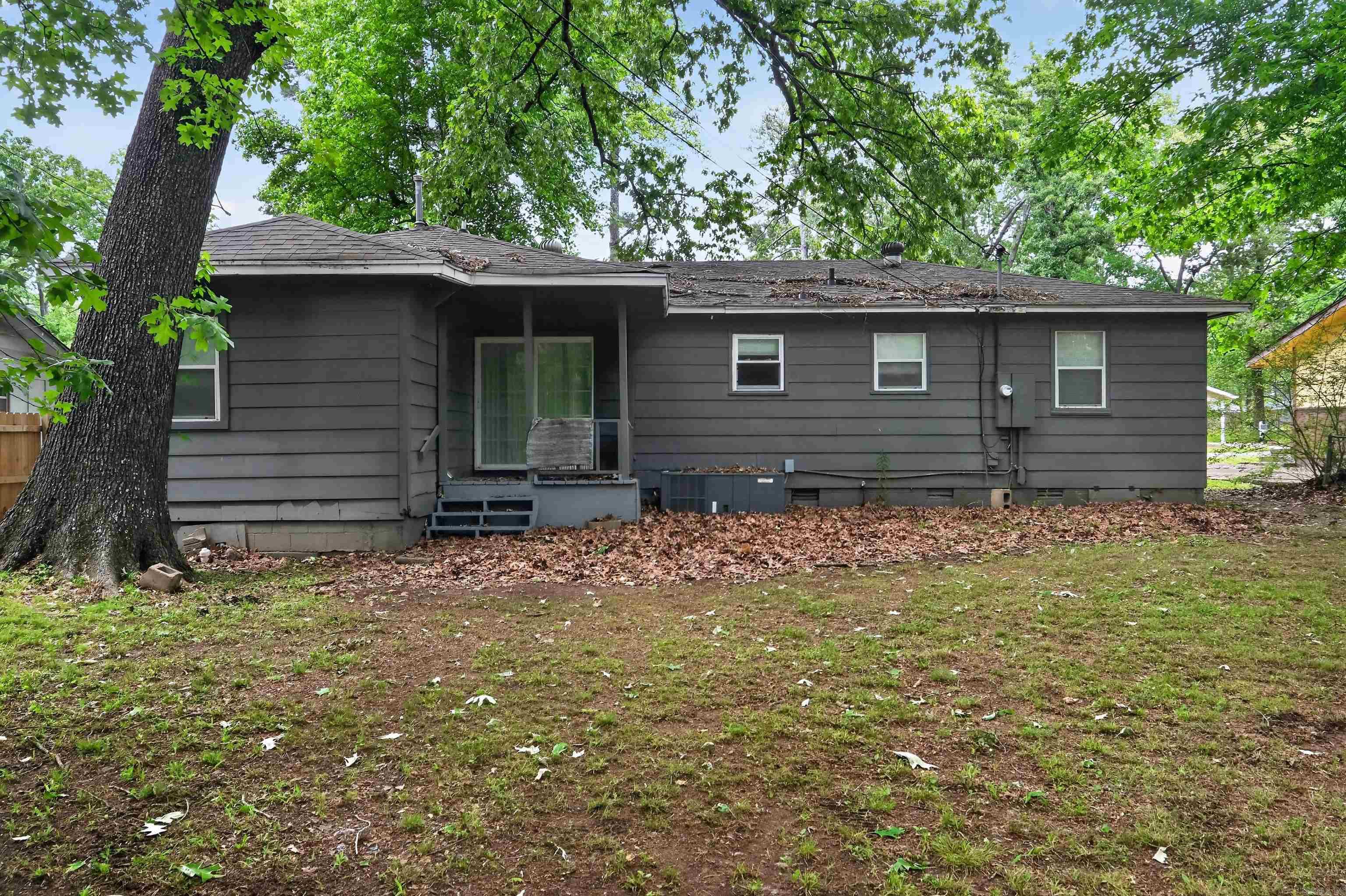 7719 Bradley  Little Rock, AR