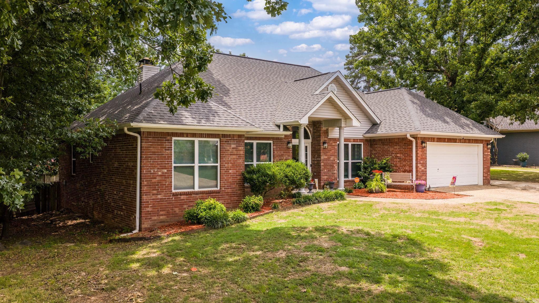 27 Winona  Maumelle, AR