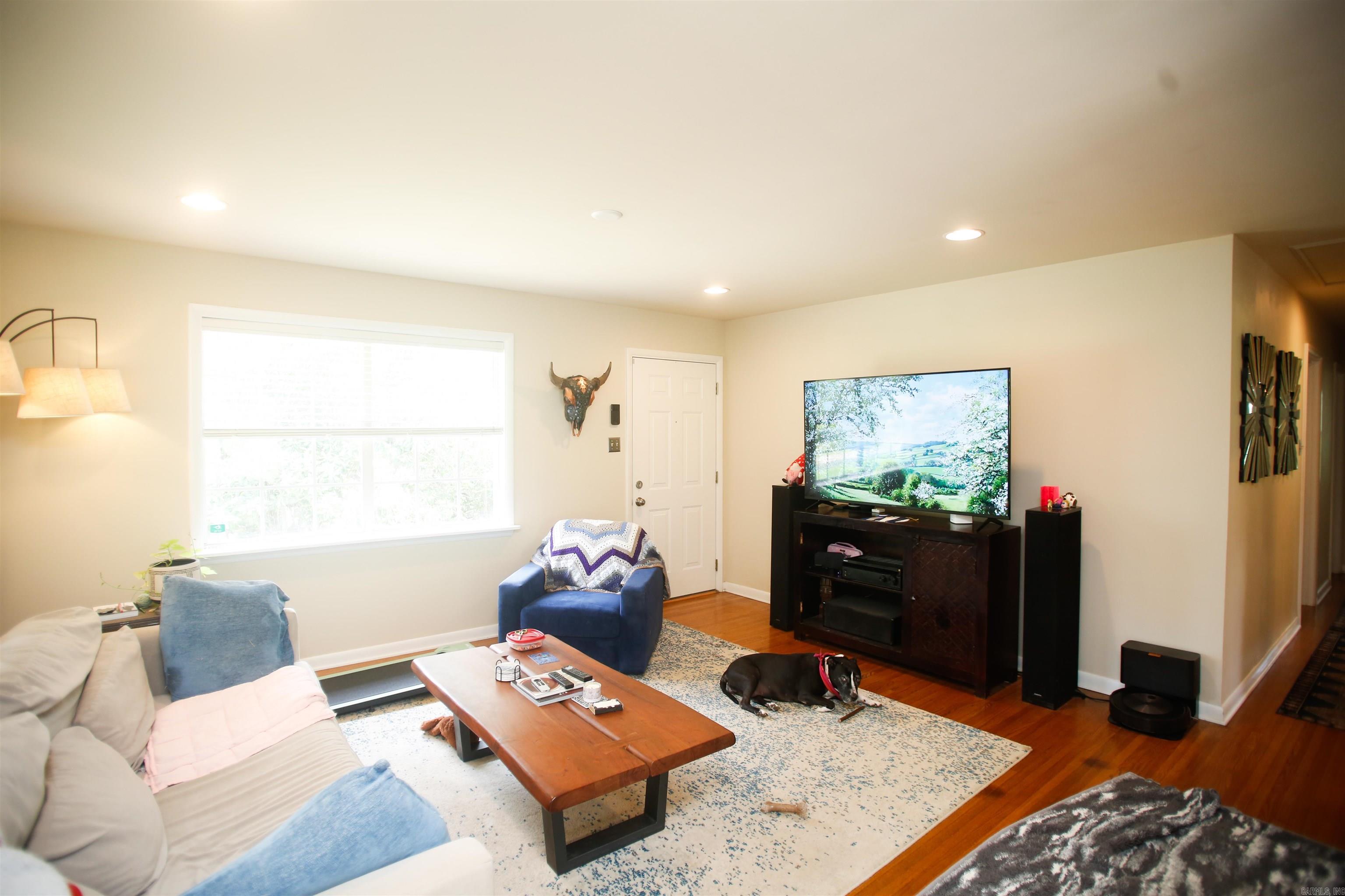 7220 Amherst  Little Rock, AR