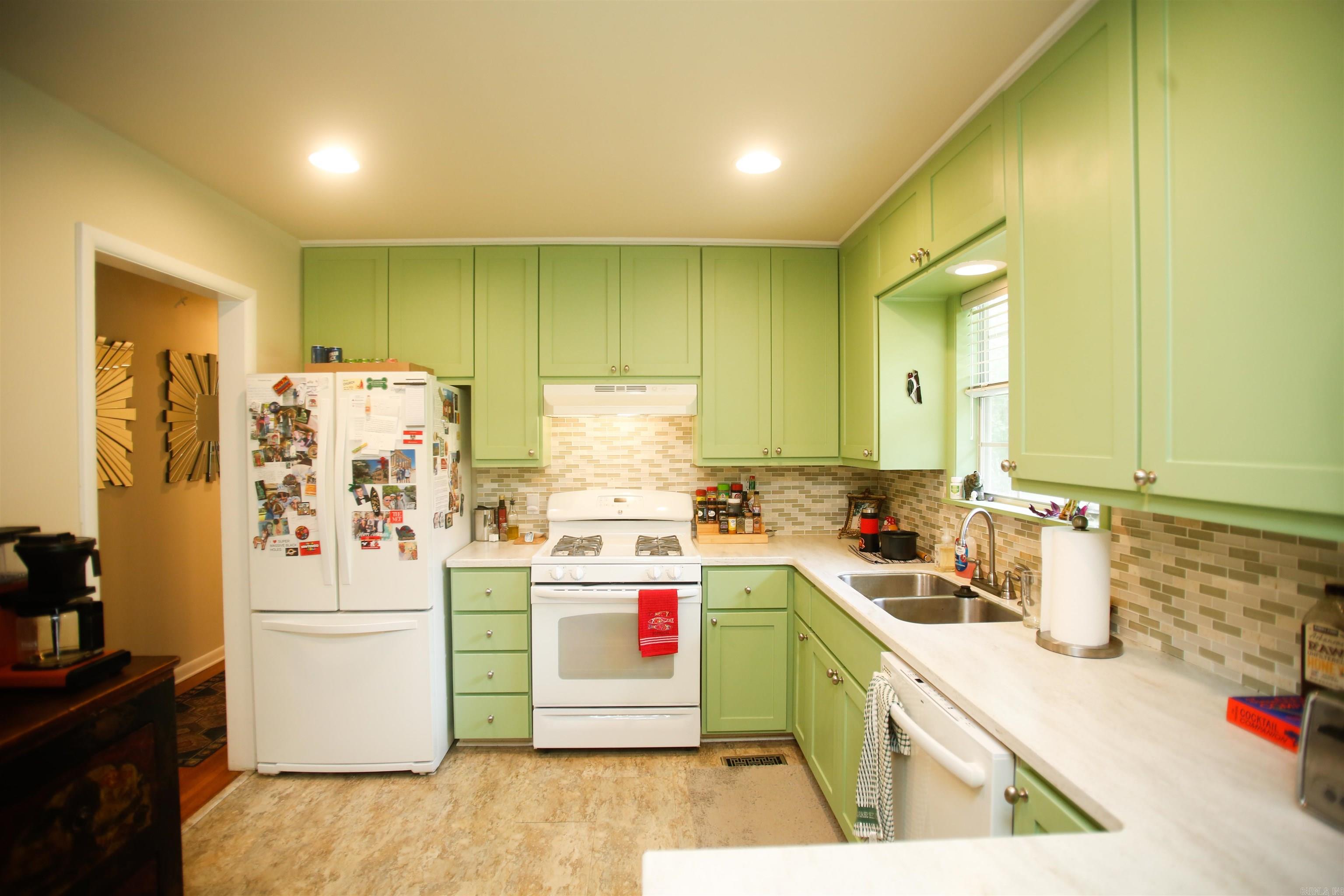 7220 Amherst  Little Rock, AR