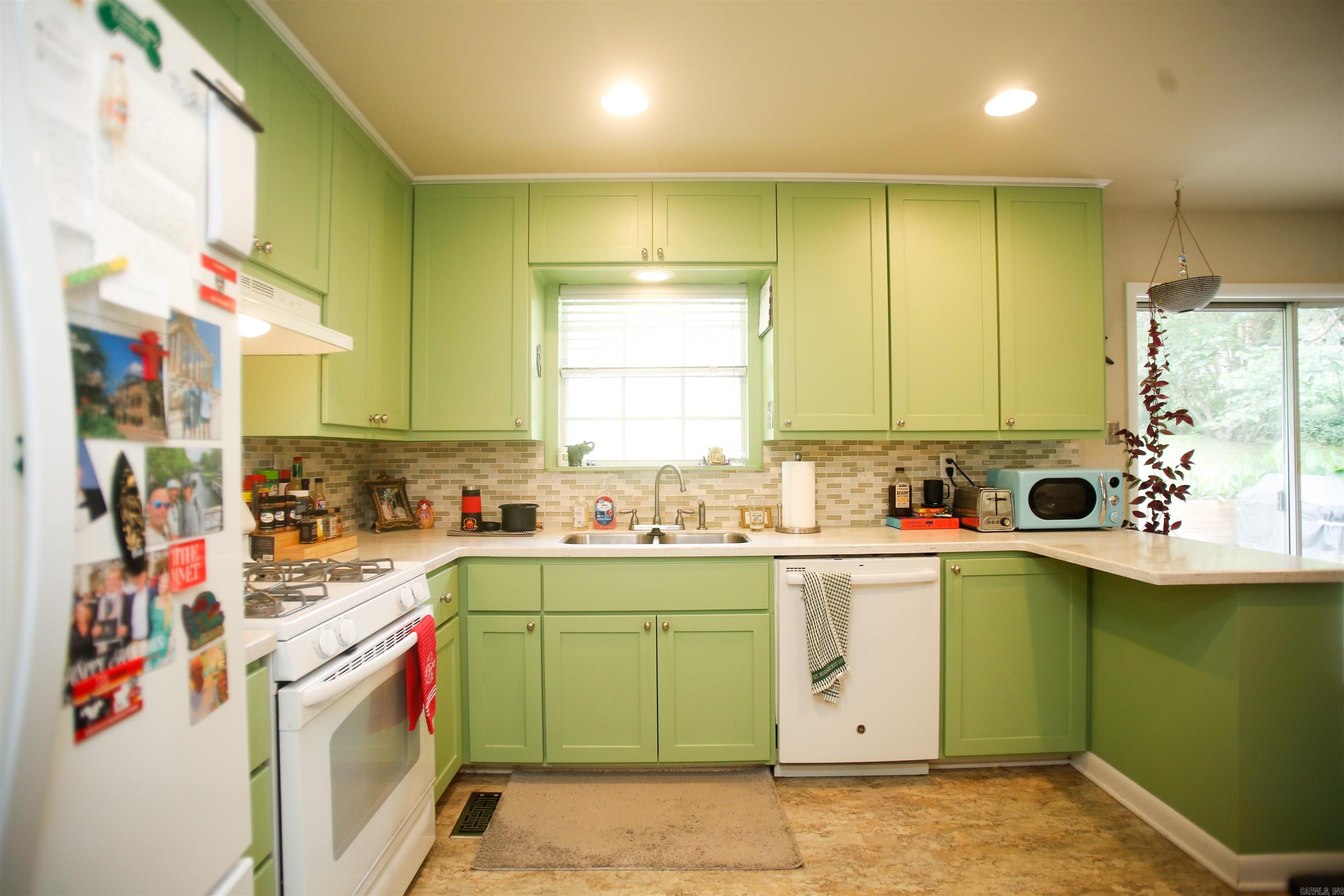 7220 Amherst  Little Rock, AR