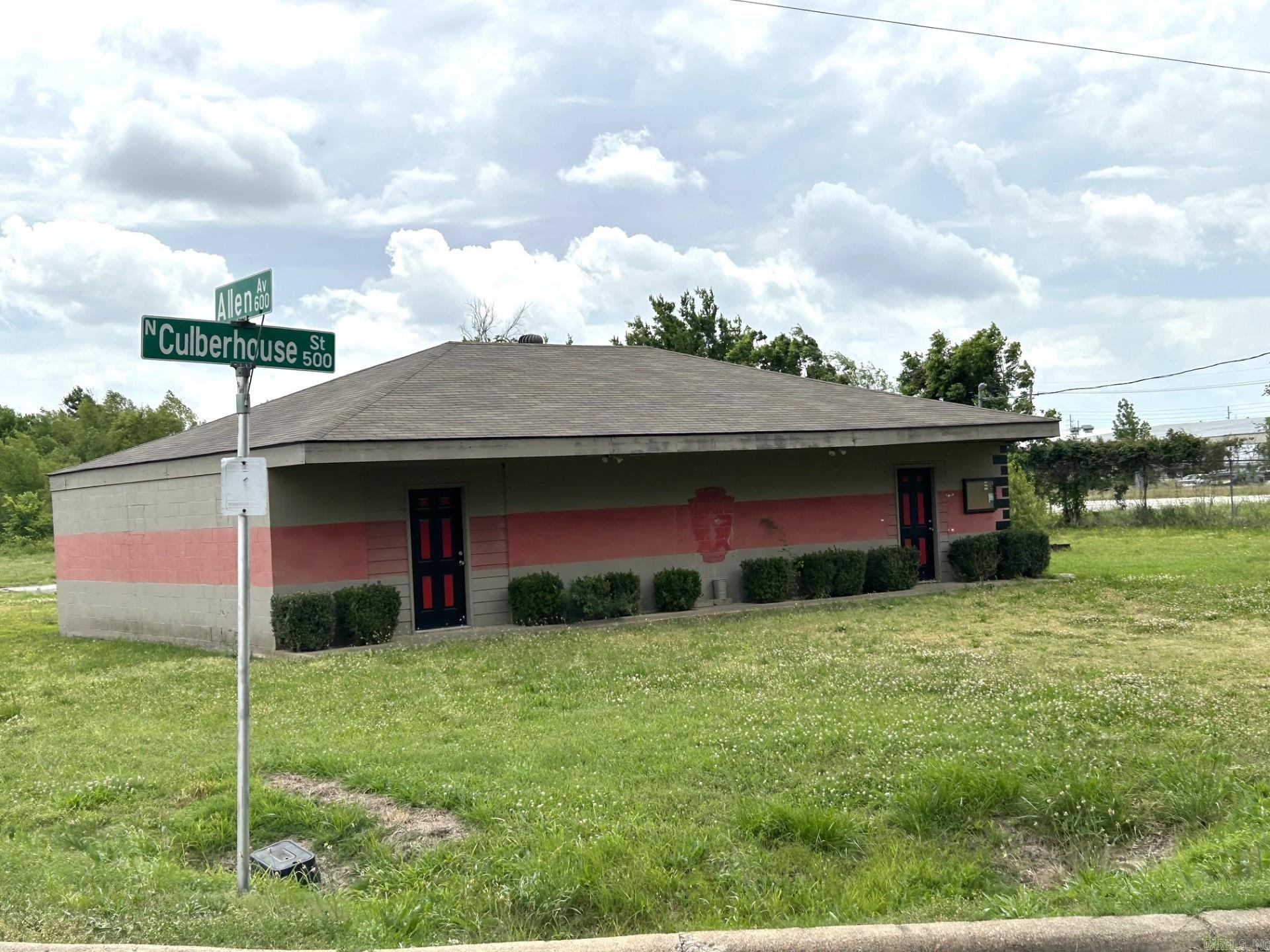 428 N Culberhouse 408 & 428 N. Culberhouse plus two lots on W. Allen Jonesboro, AR