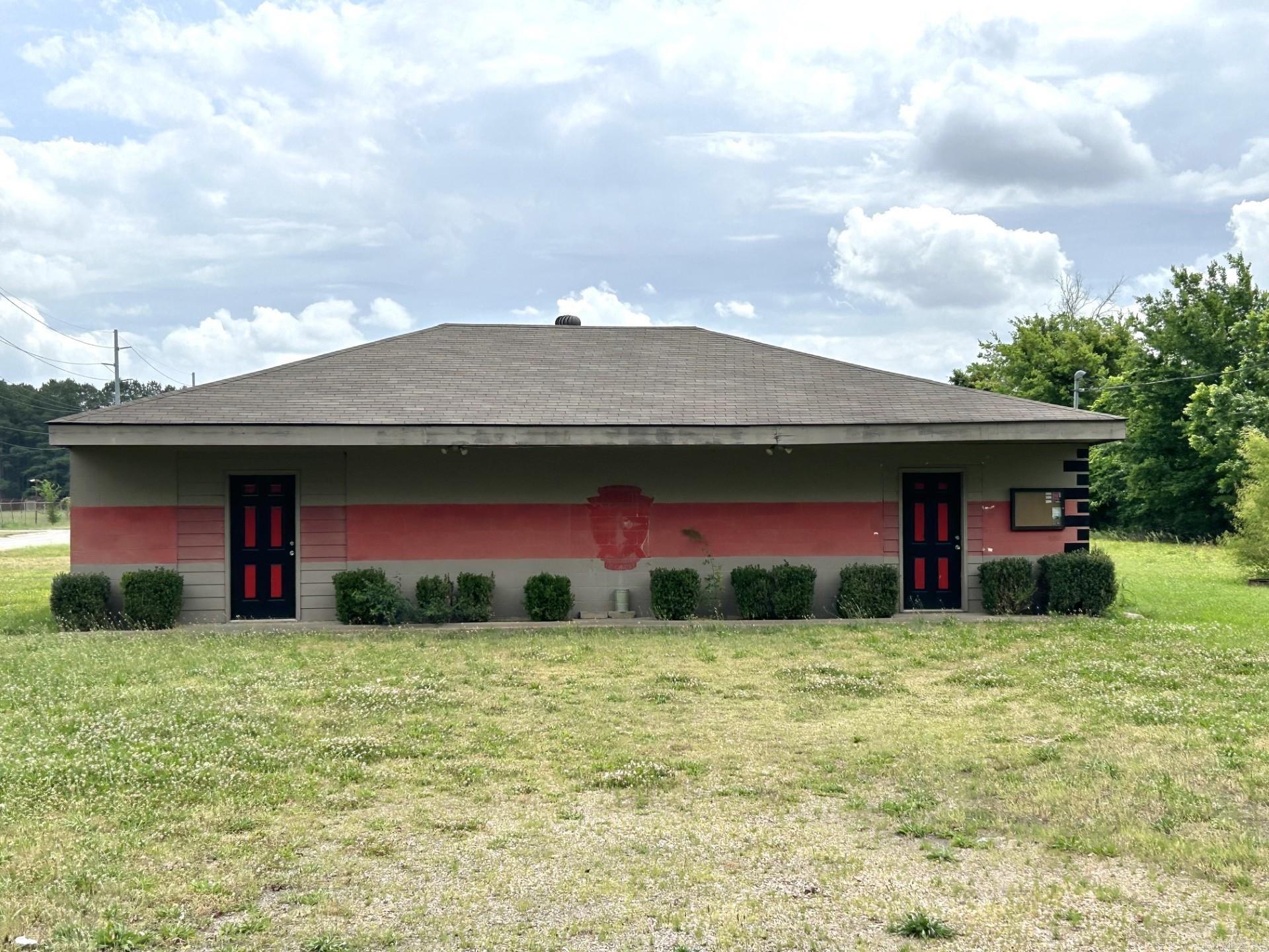 428 N Culberhouse 408 & 428 N. Culberhouse plus two lots on W. Allen Jonesboro, AR