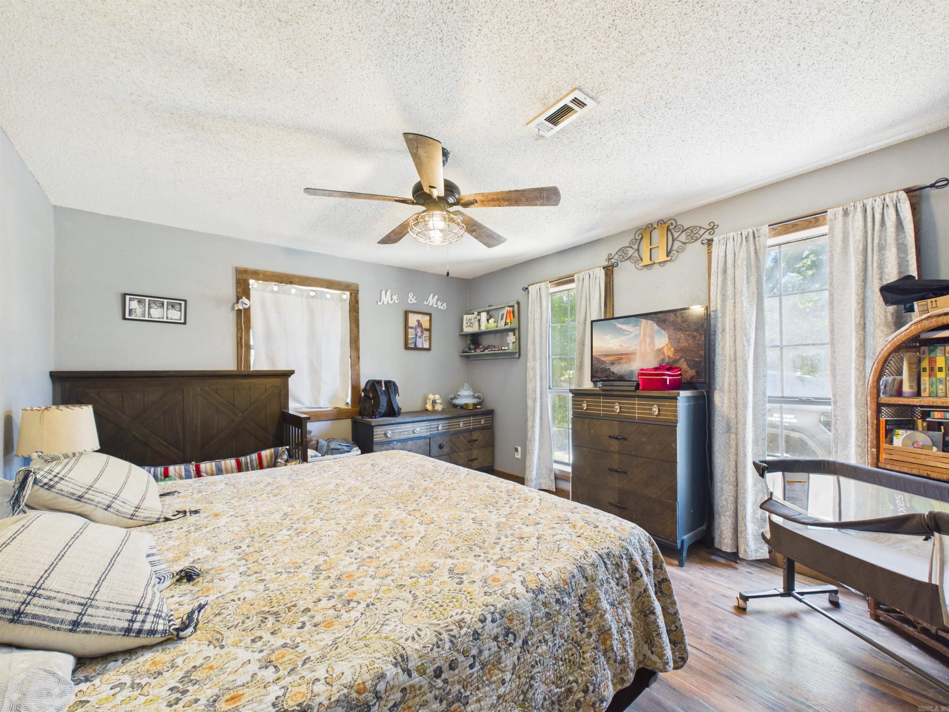 1266 AR HWY 230  Cave City, AR