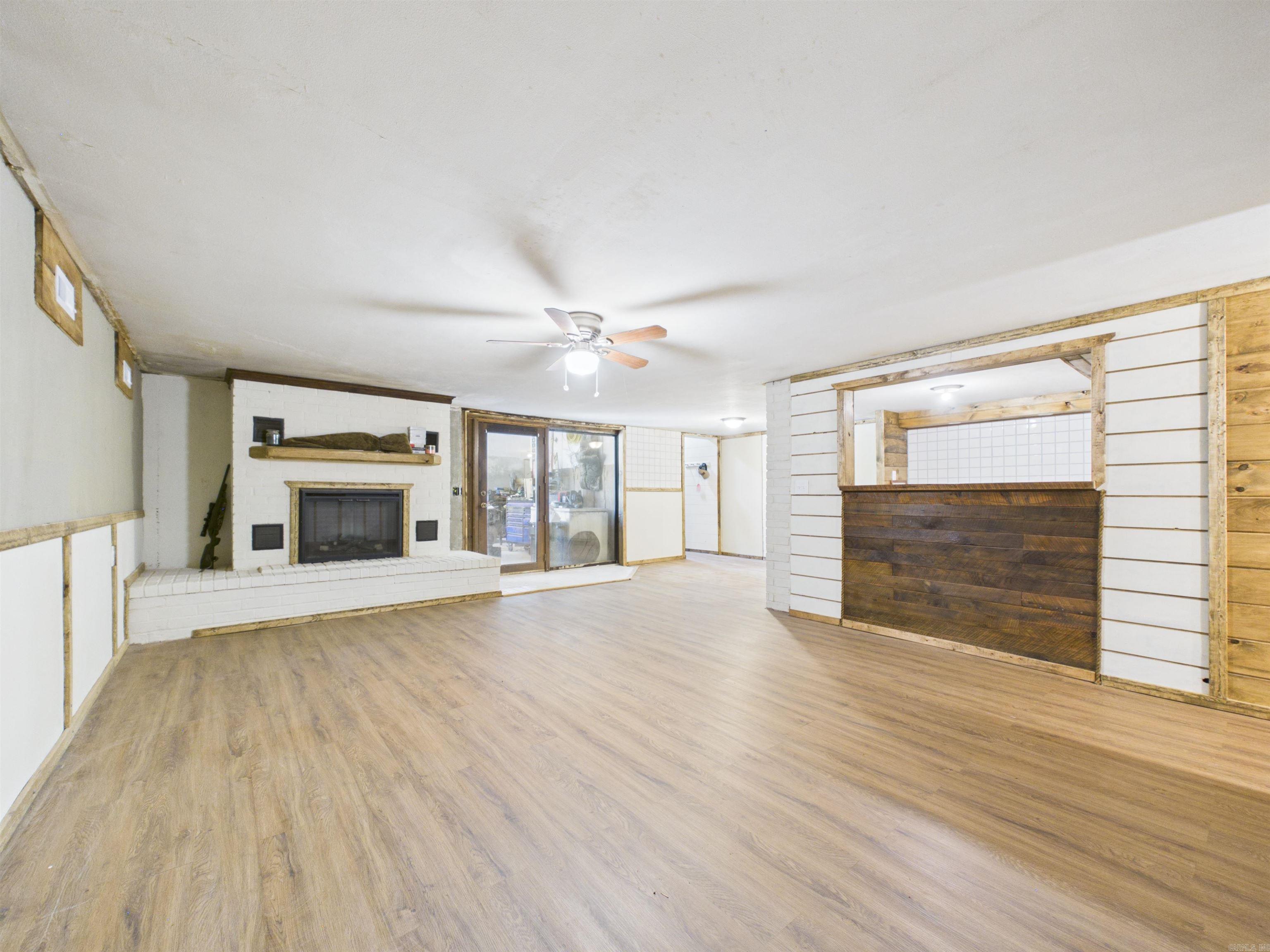1266 AR HWY 230  Cave City, AR