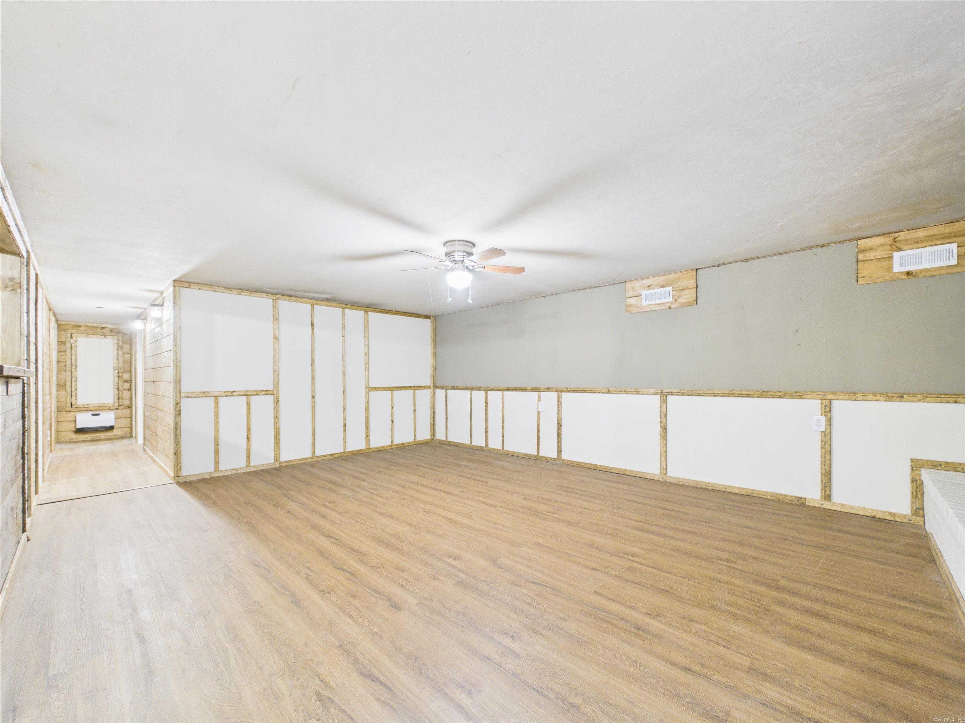 1266 AR HWY 230  Cave City, AR