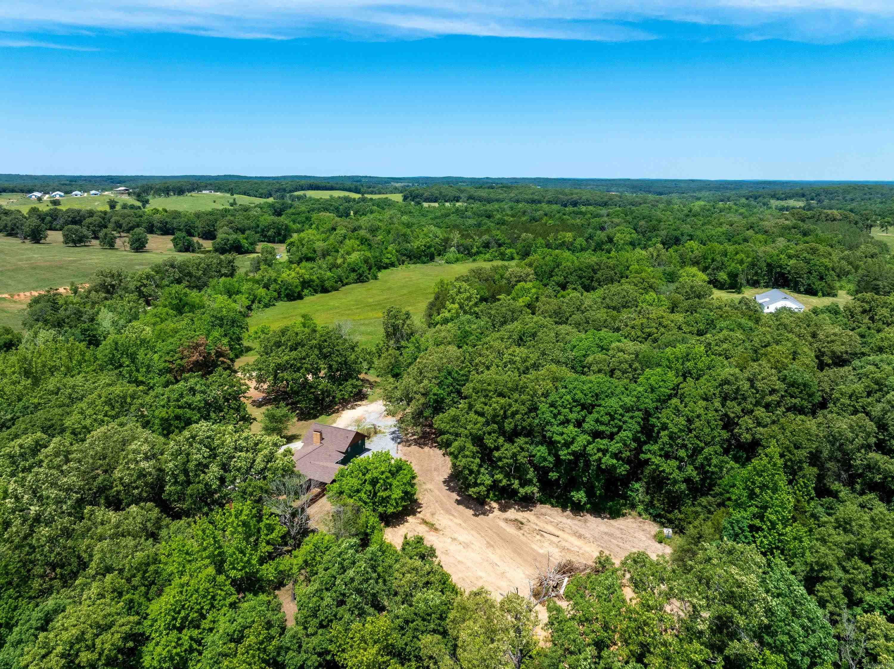 1266 AR HWY 230  Cave City, AR