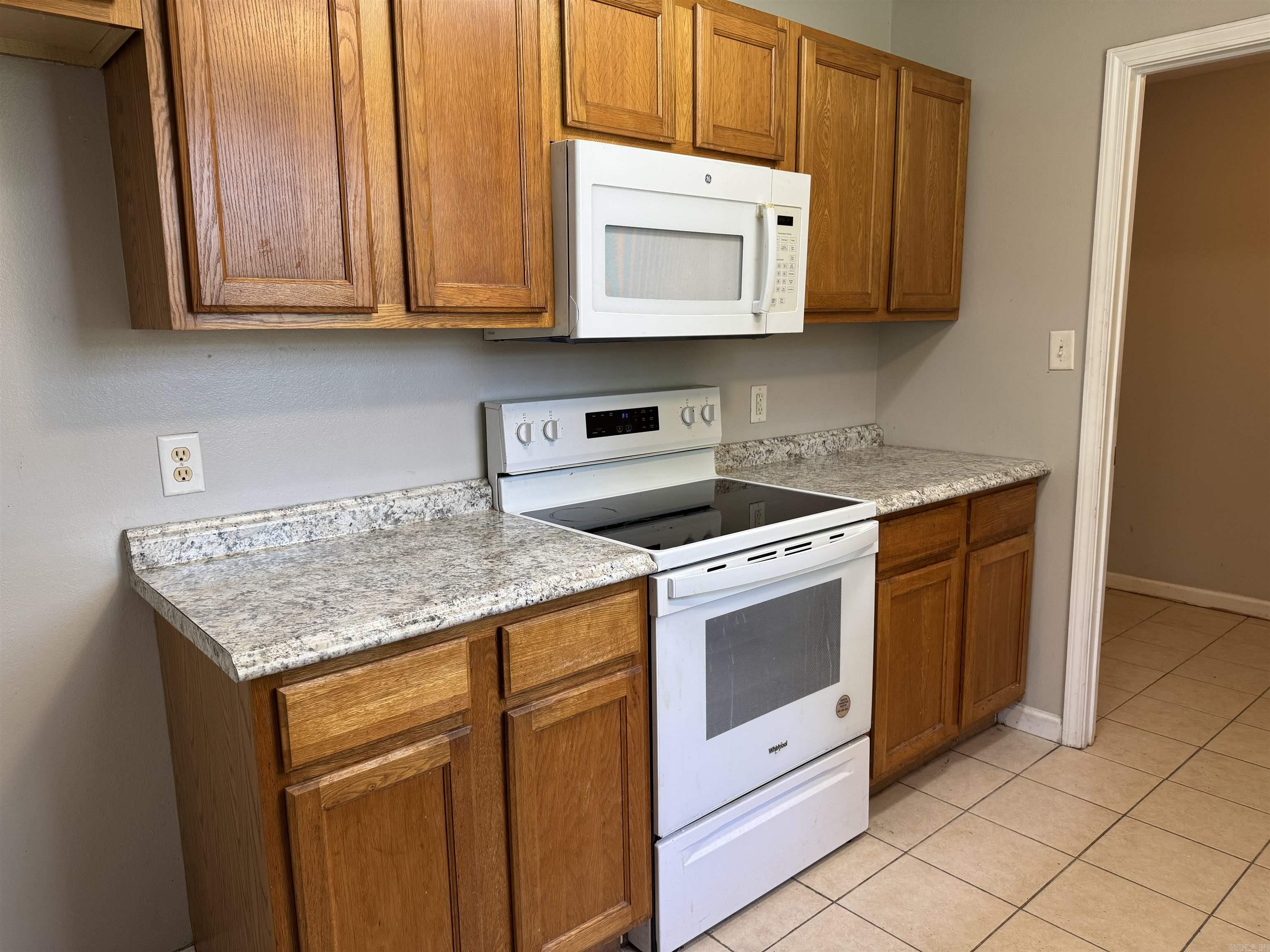 1445 Pine Drive Haskell, AR 72015