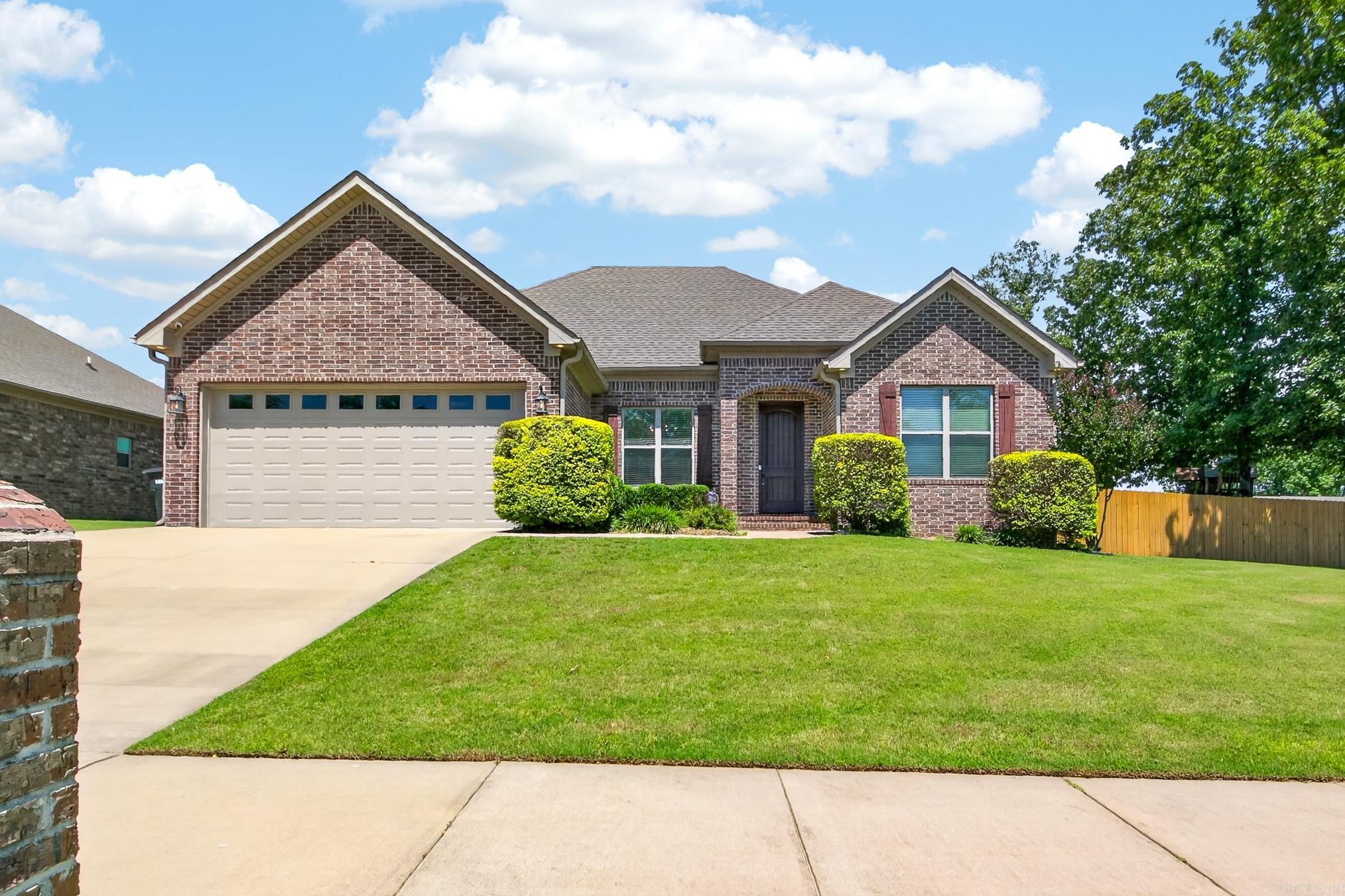 9500 Oak Forest  Sherwood, AR