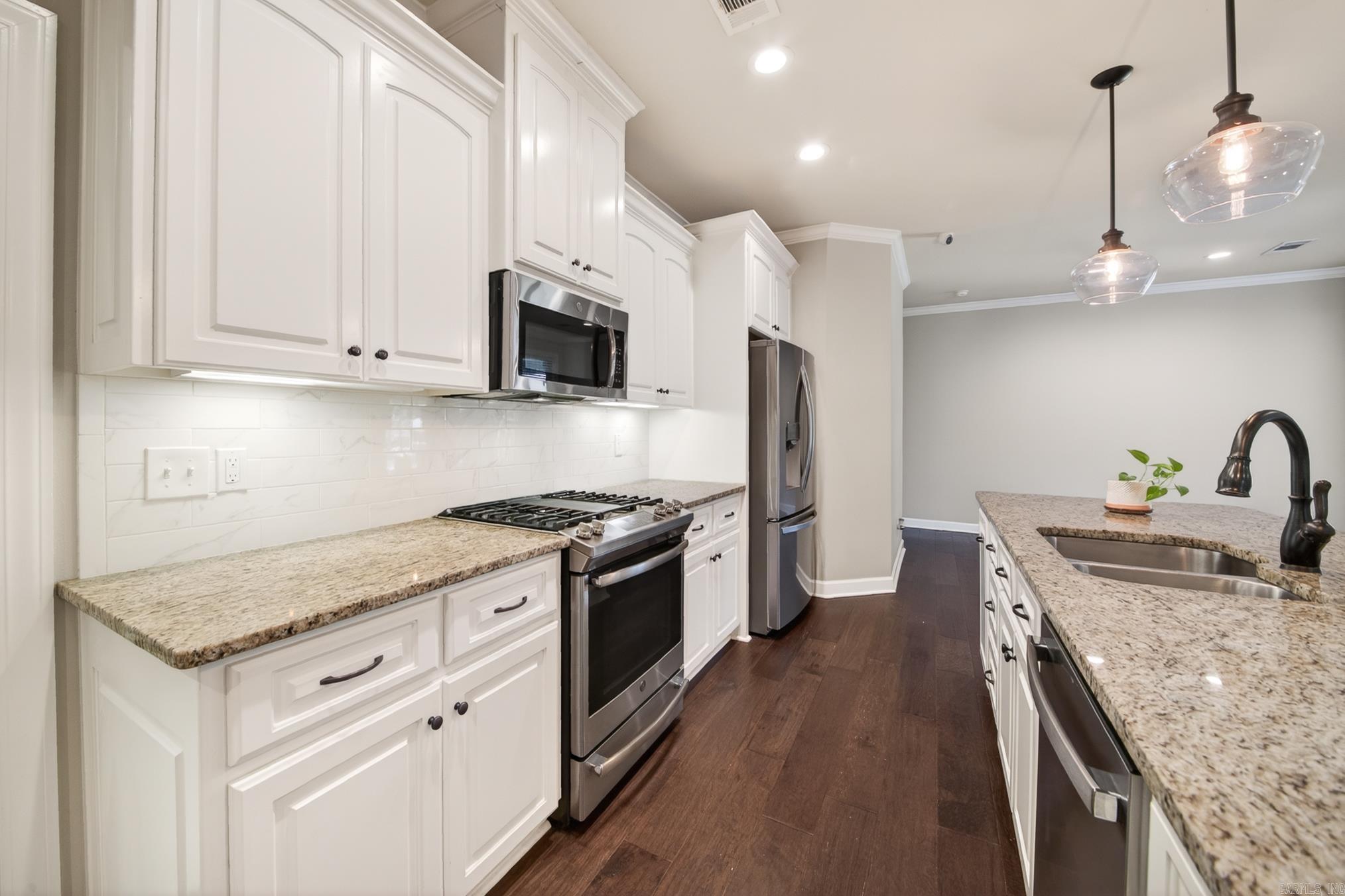 9500 Oak Forest  Sherwood, AR