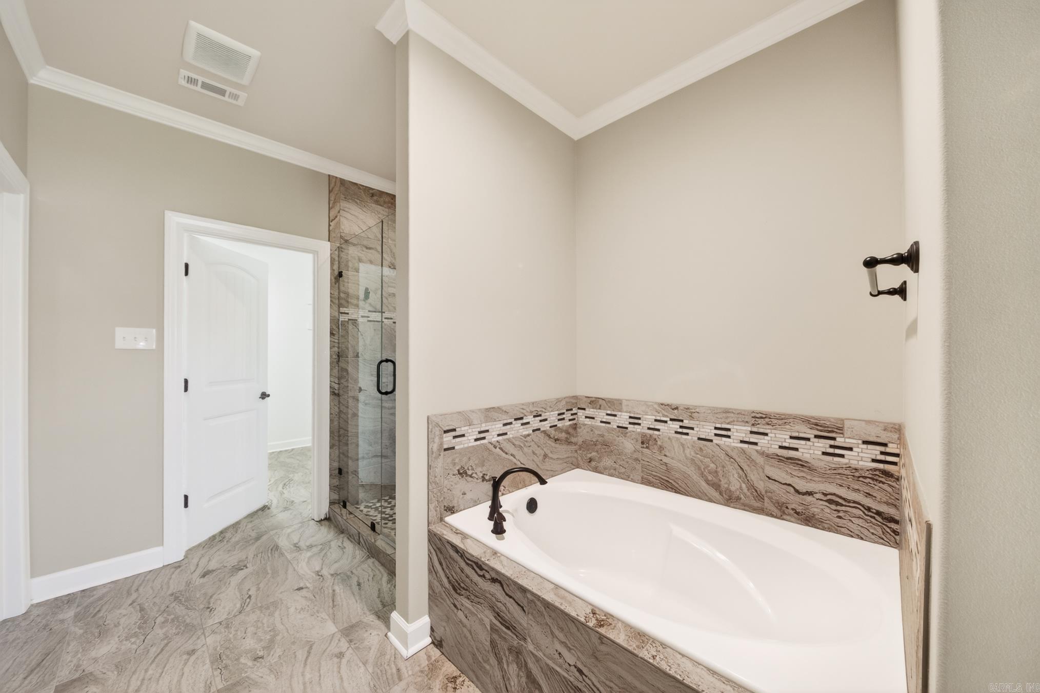9500 Oak Forest  Sherwood, AR