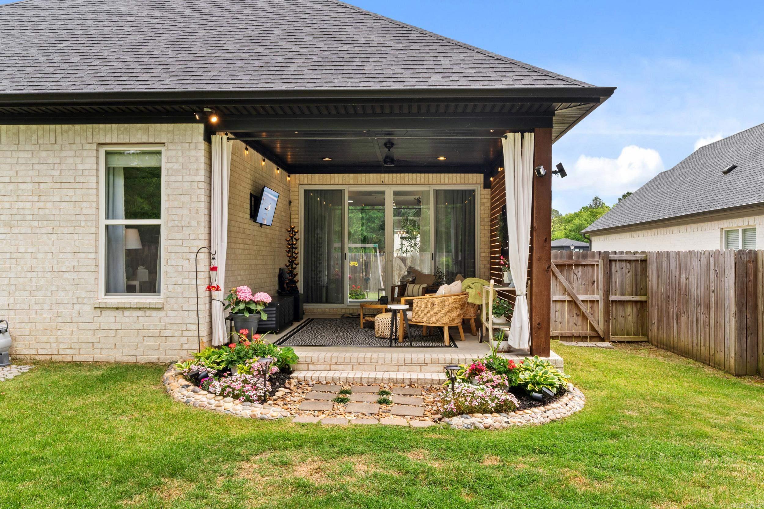 100 Willow Point Drive Little Rock, AR 72223