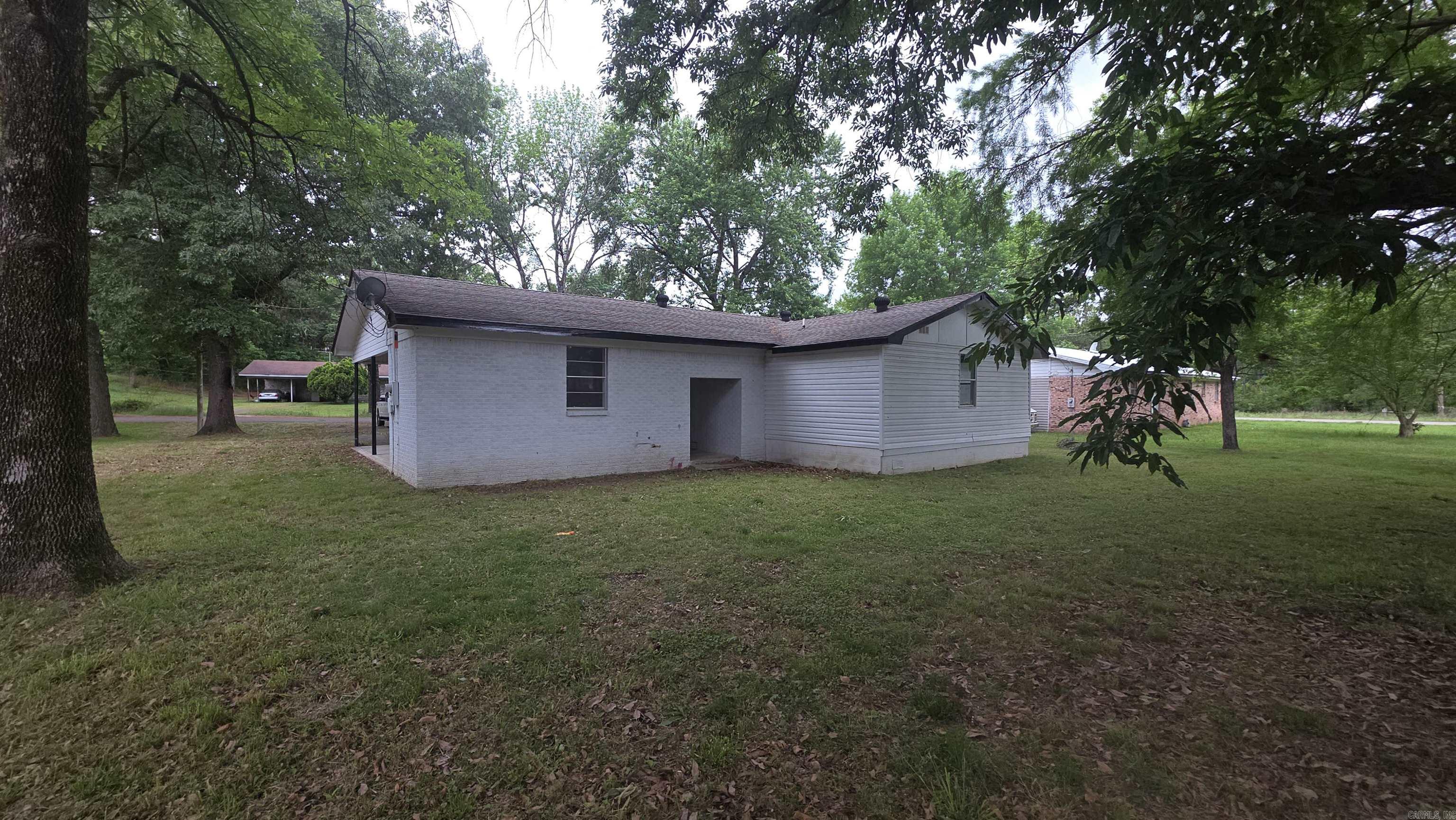 107 Mountain  Danville, AR