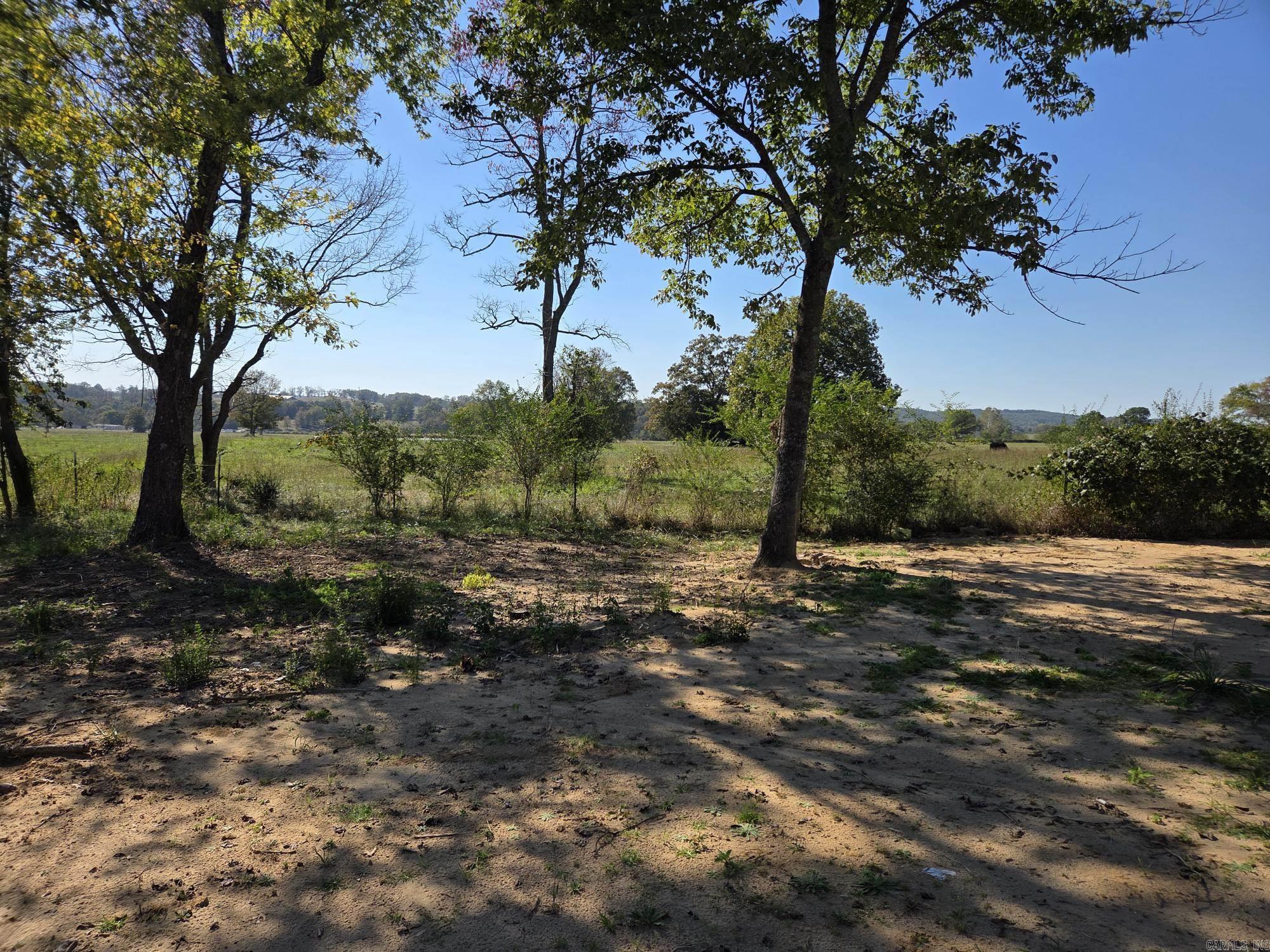 2735 Floral  Floral, AR