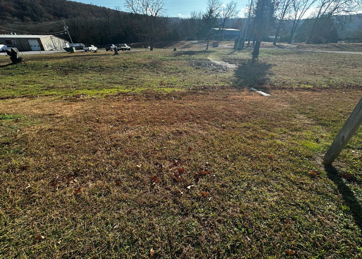 1940 W Main  Mountain View, AR