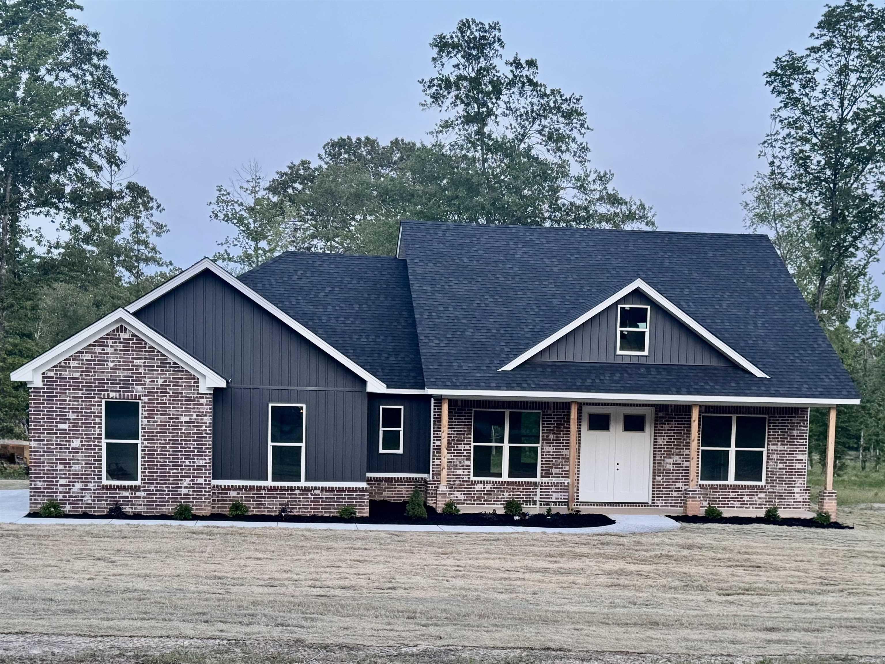 6716 N Detonti Rd  Bauxite, AR