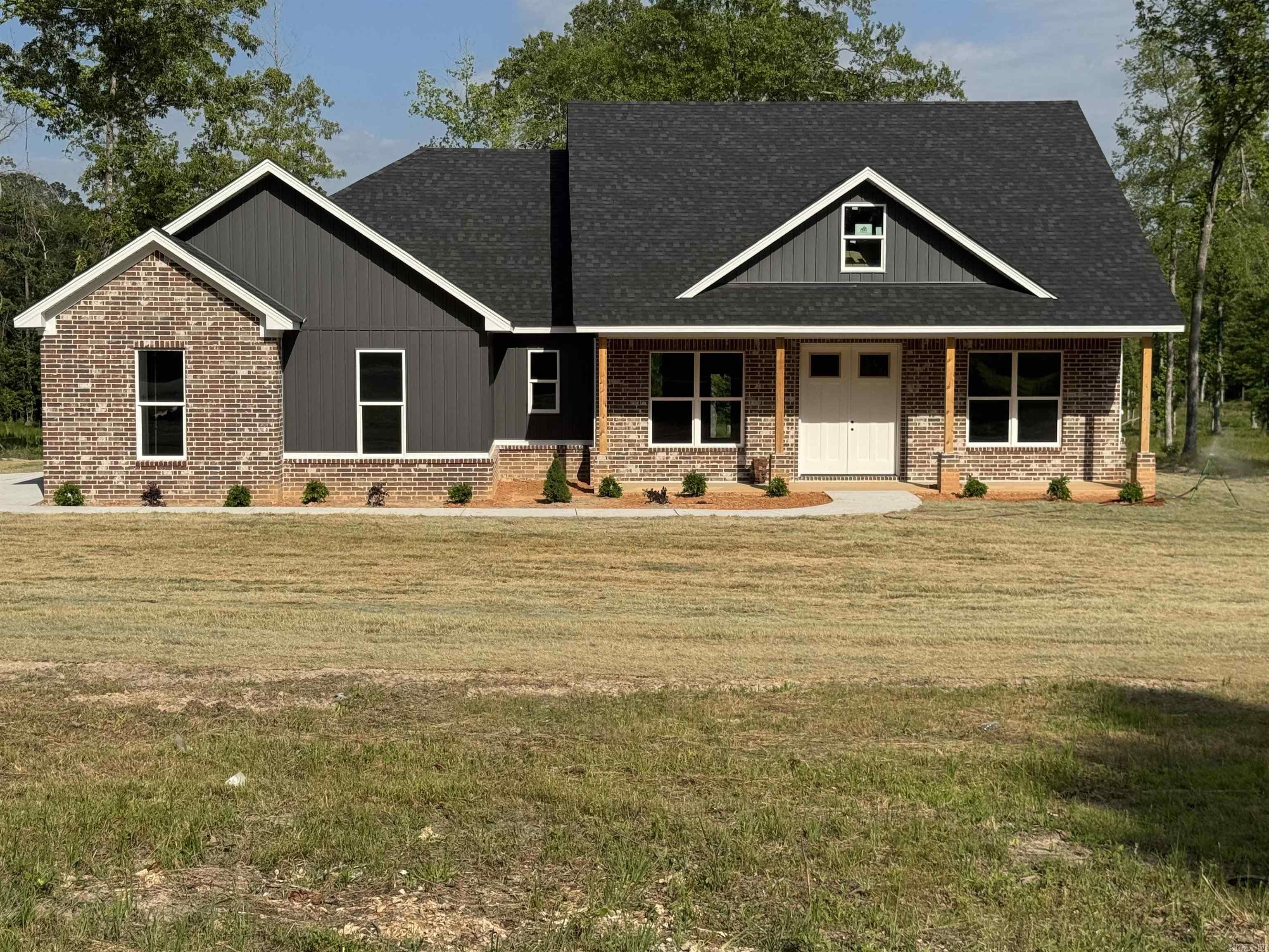 6716 N Detonti Rd  Bauxite, AR