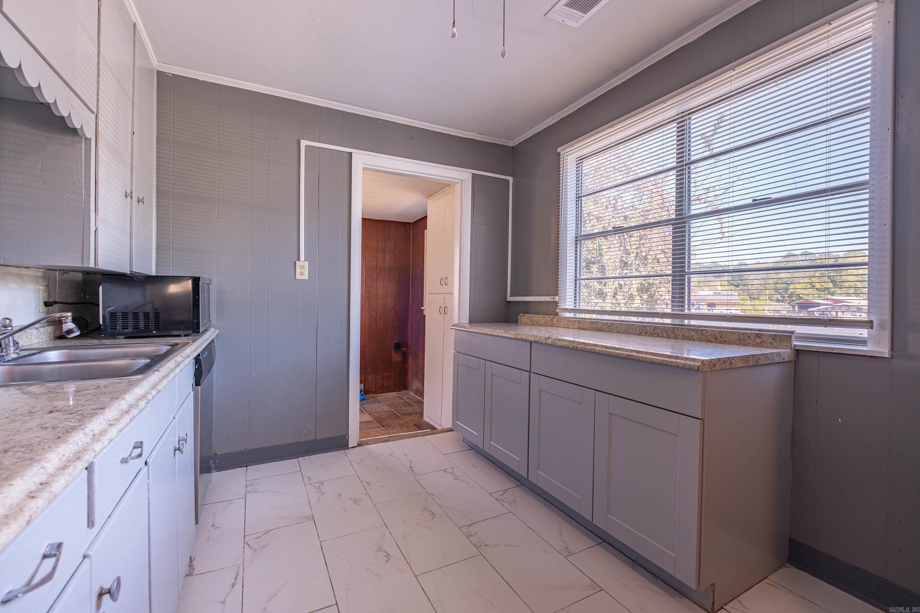 1310 E NORTH  Benton, AR