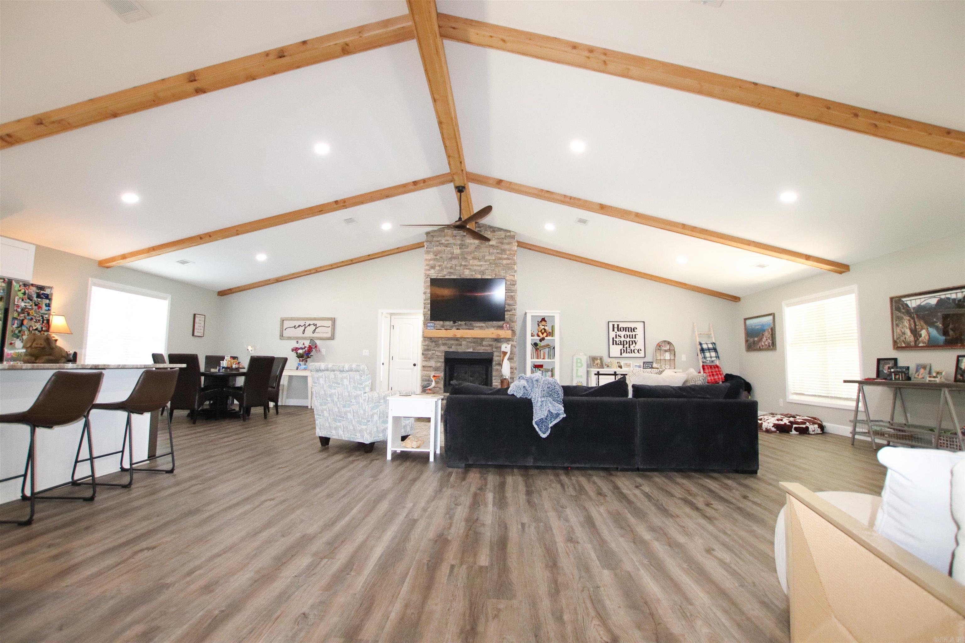 2 Caxambas Dr  Cherokee Village, AR